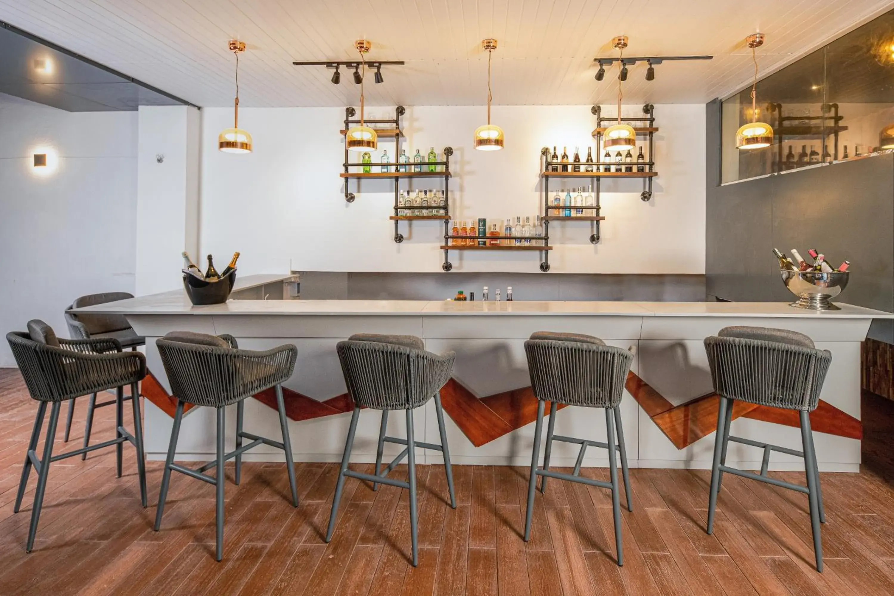 Lounge or bar in Pearl Grand By Rathna Lounge or bar in Pearl Grand By Rathna