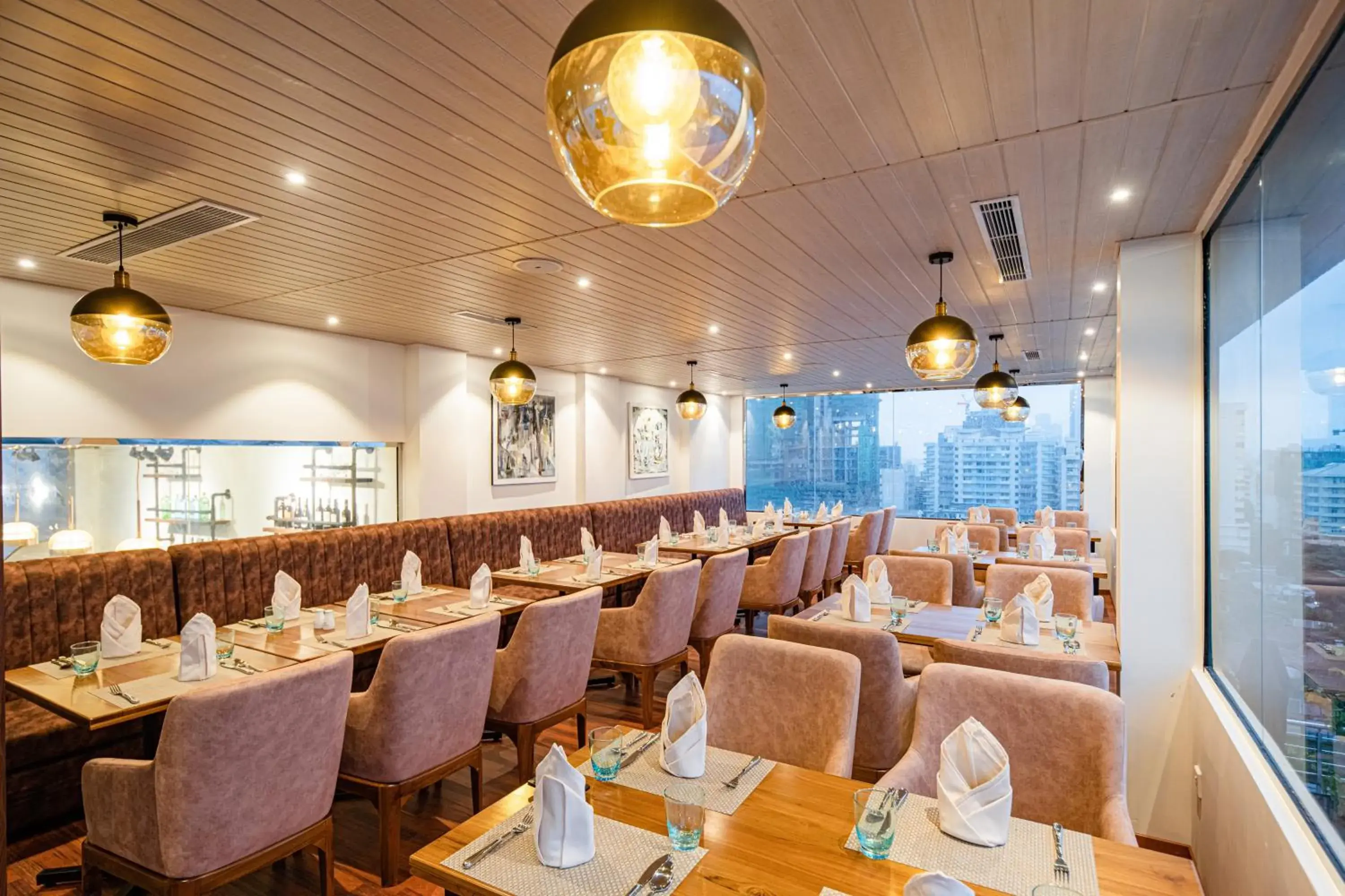 Lounge or bar in Pearl Grand By Rathna Lounge or bar in Pearl Grand By Rathna