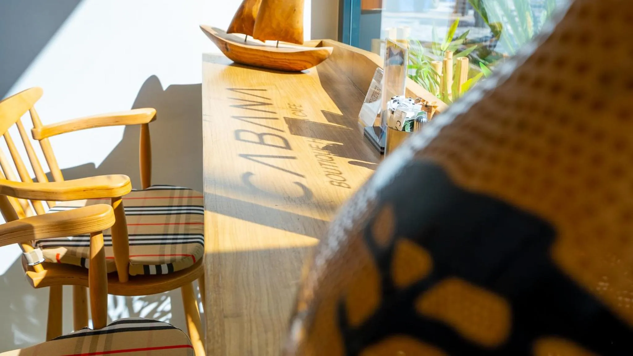 Seating area in B&B Cabana Life