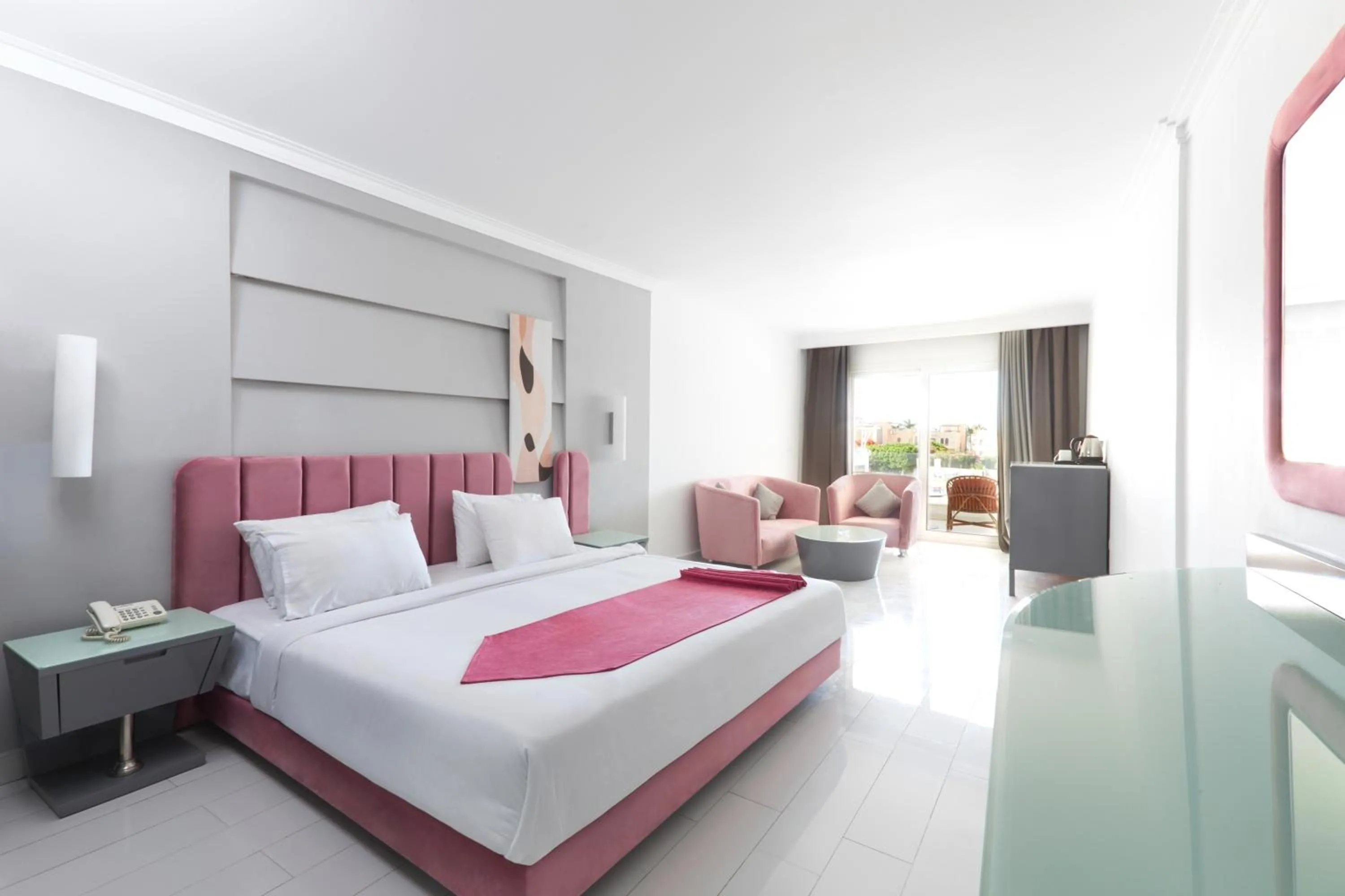 Bed in Golden Palace Marina Hotel