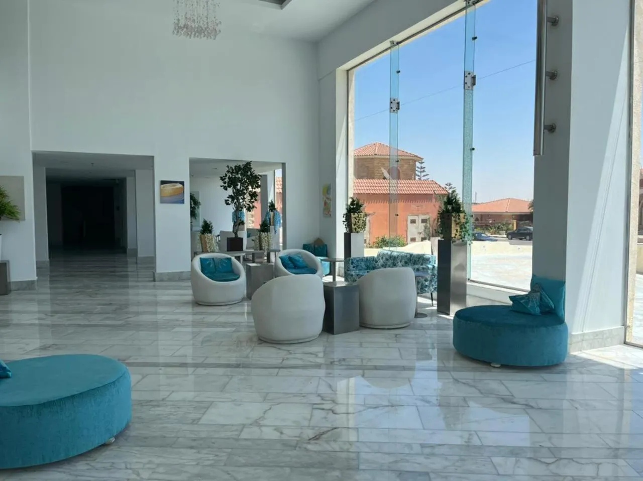 Golden Palace Marina Hotel