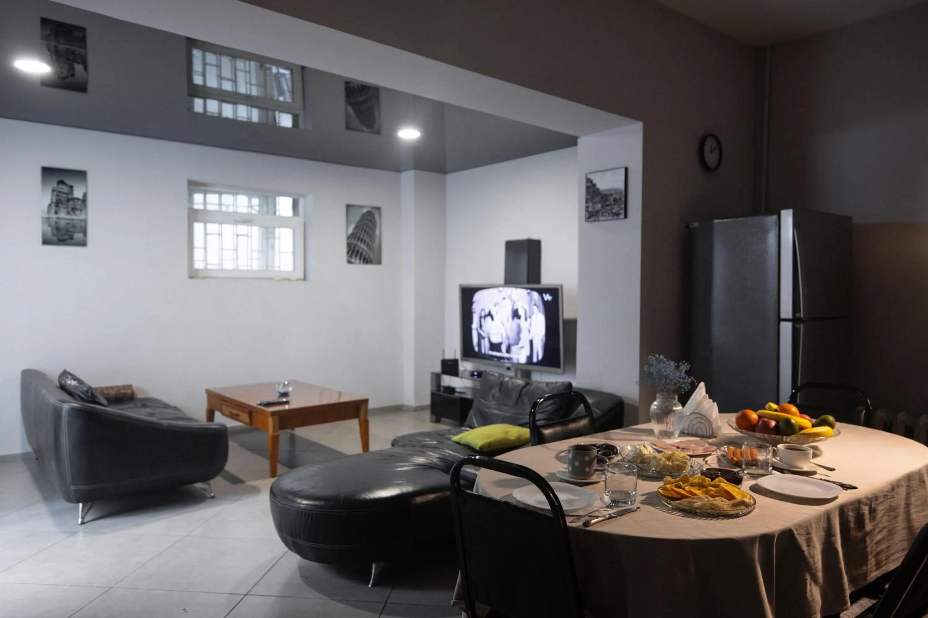 Breakfast in Hotel White House