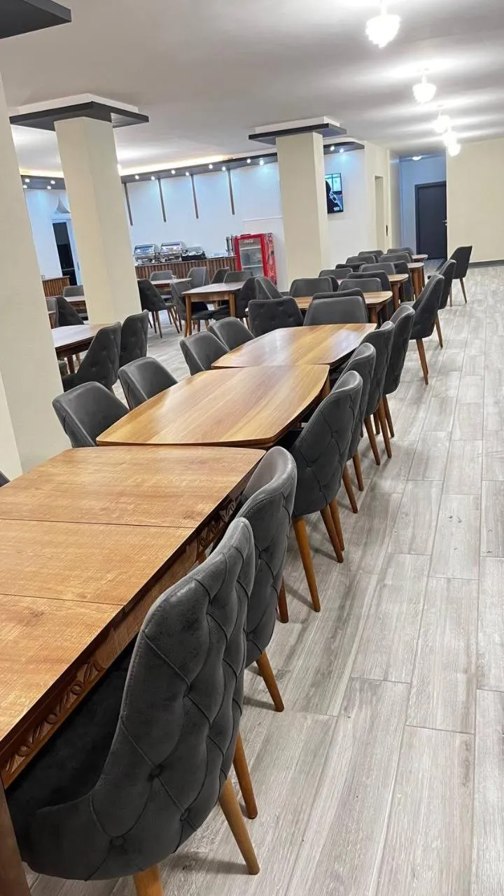 Restaurant/places to eat in ATLIHAN PLUS HOTEL