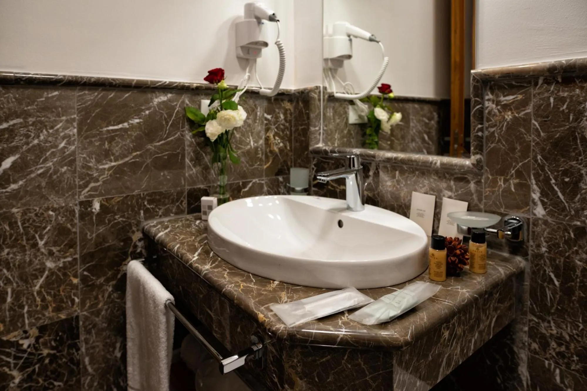 Bathroom in Taormina Park Hotel