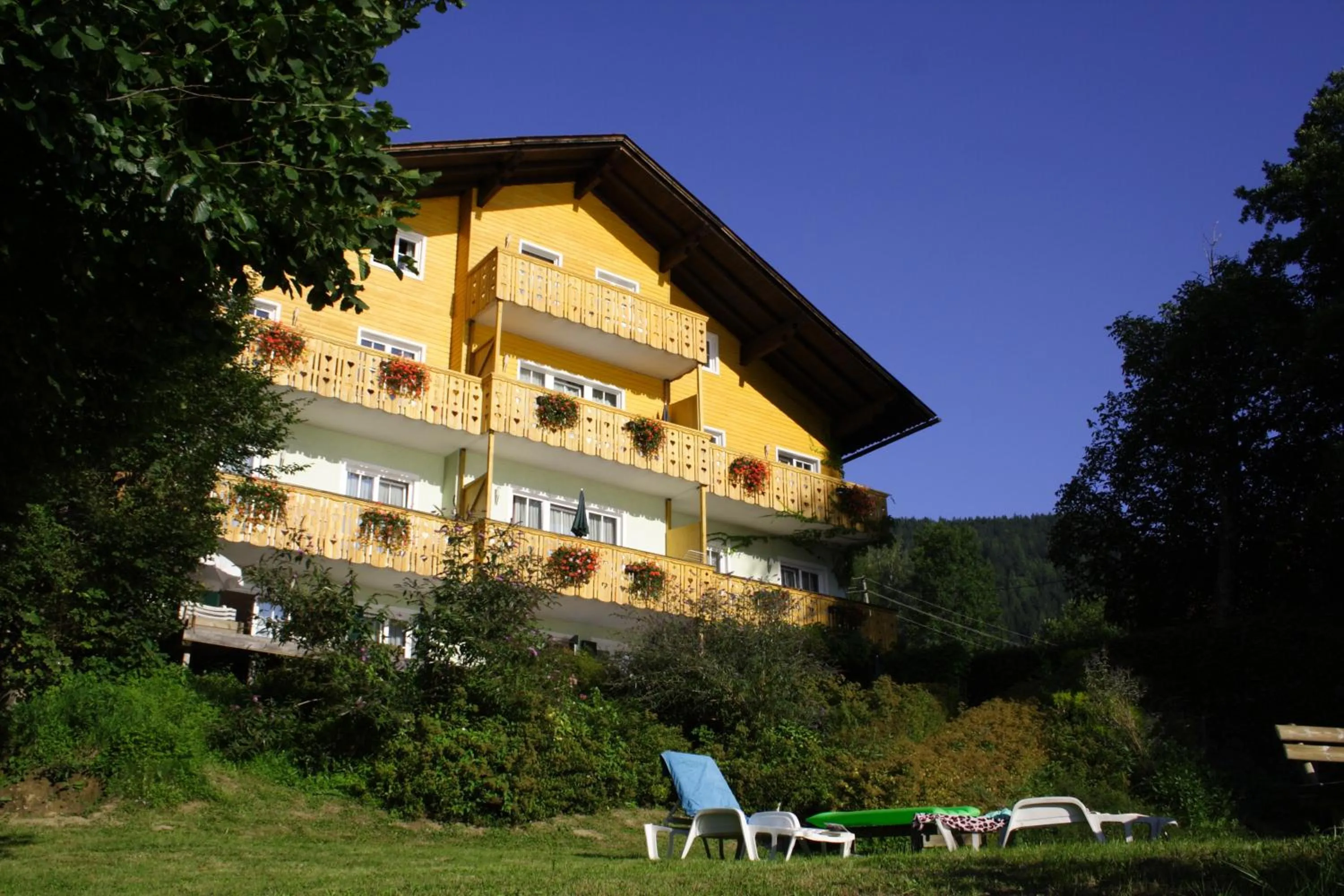 Facade/entrance in Seehaus Karantanien am Ossiacher See