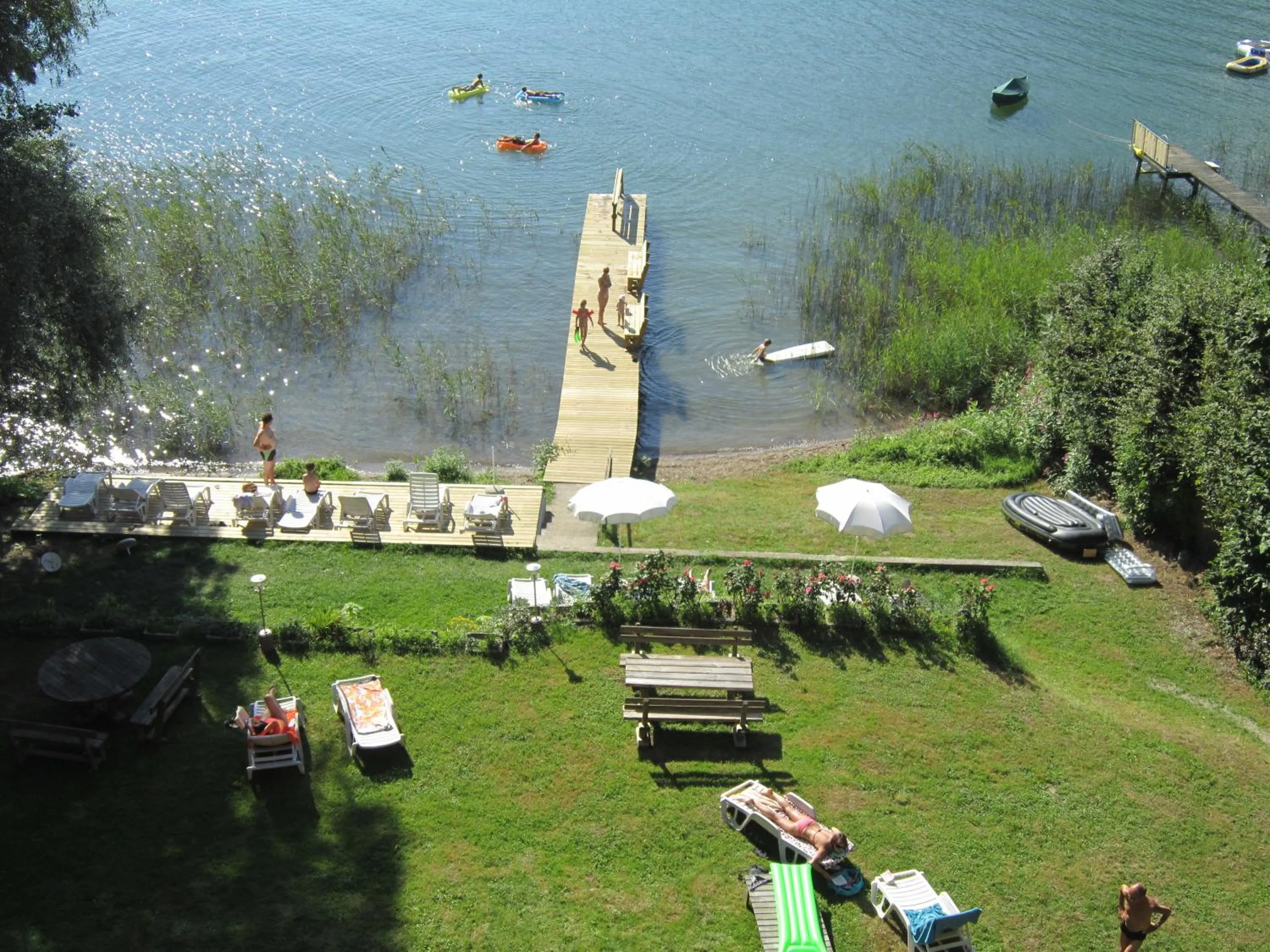 Beach in Seehaus Karantanien am Ossiacher See