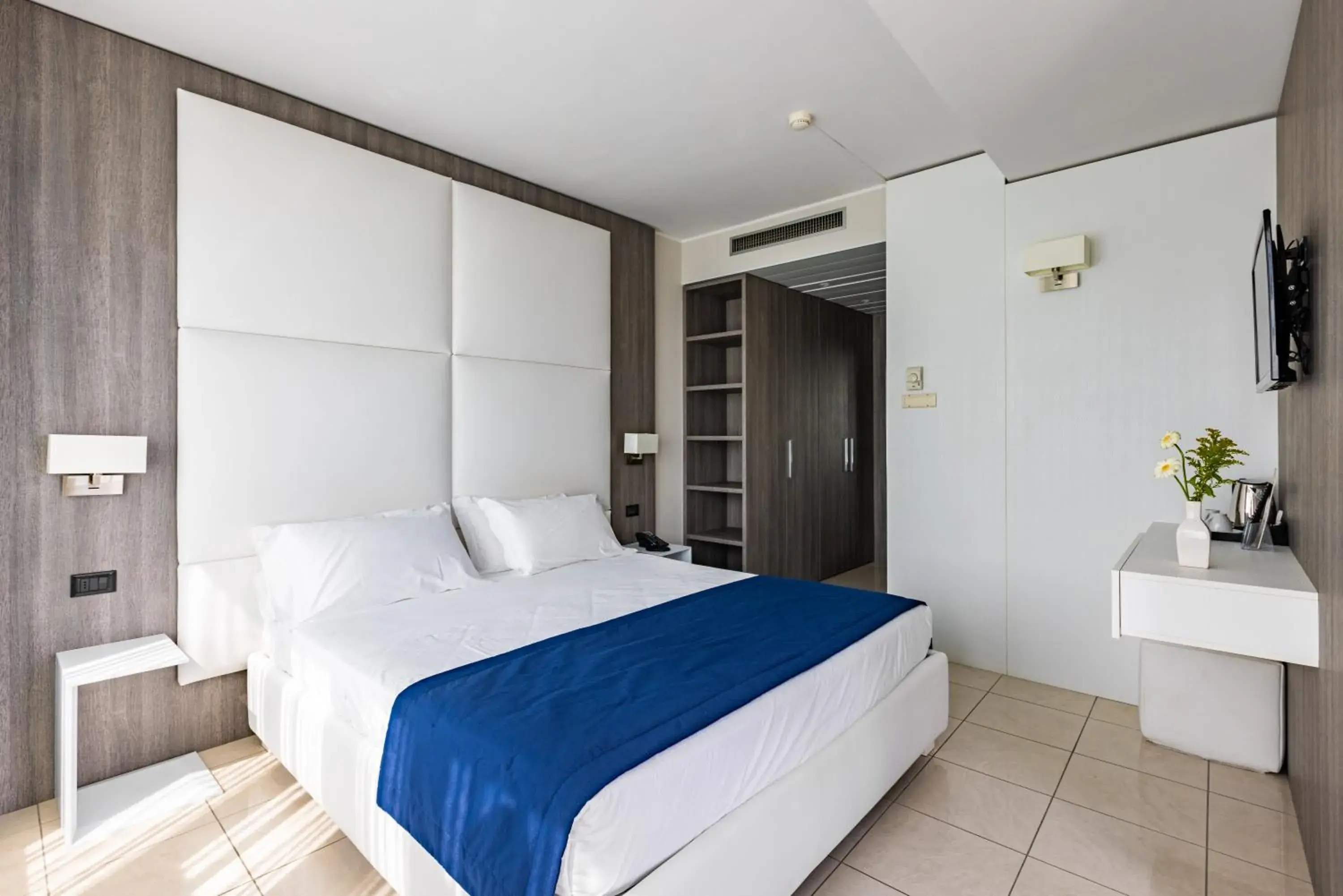 Photo of the whole room, Bed in Hotel Cristallo Photo of the whole room, Bed in Hotel Cristallo