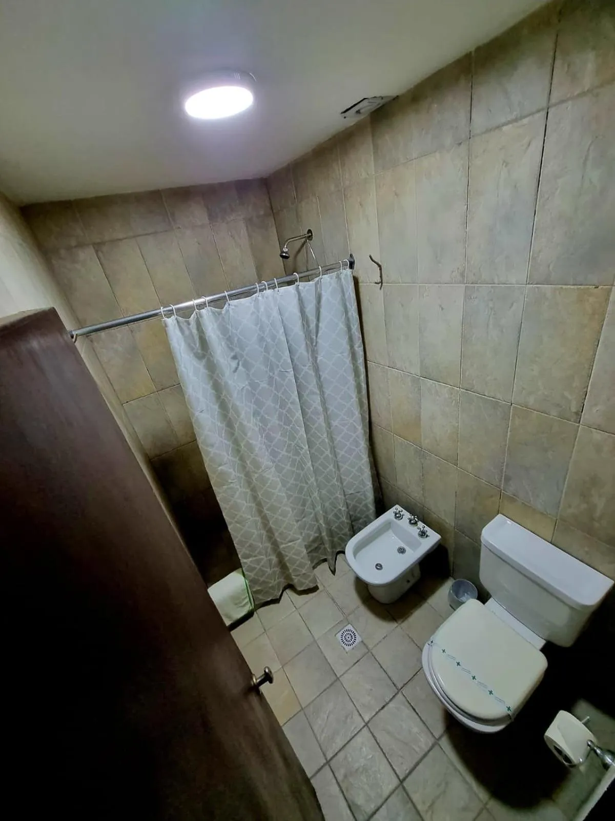 Bathroom in Refugio del Inca