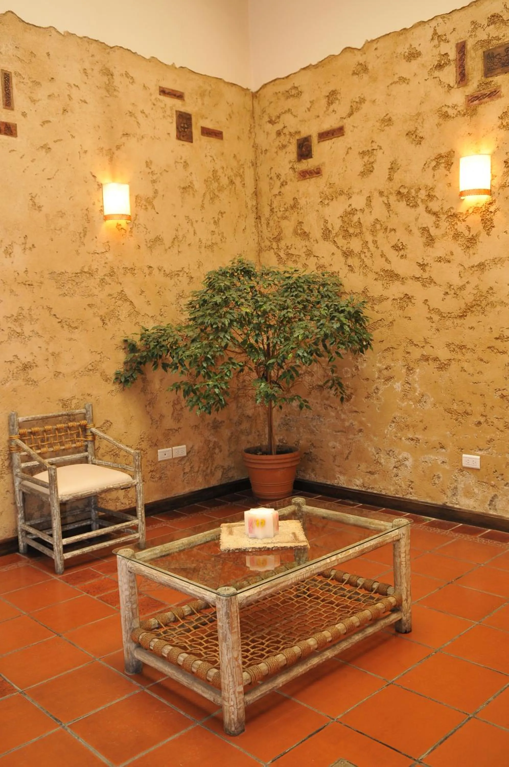 Decorative detail in Refugio del Inca