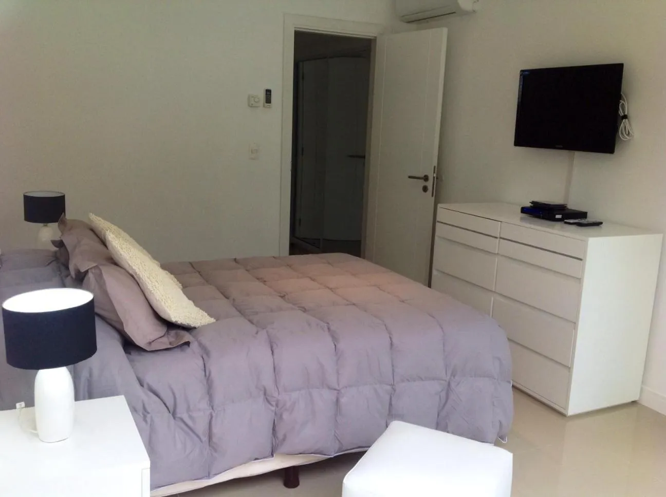 Photo of the whole room, Bed in Green Park Punta 2