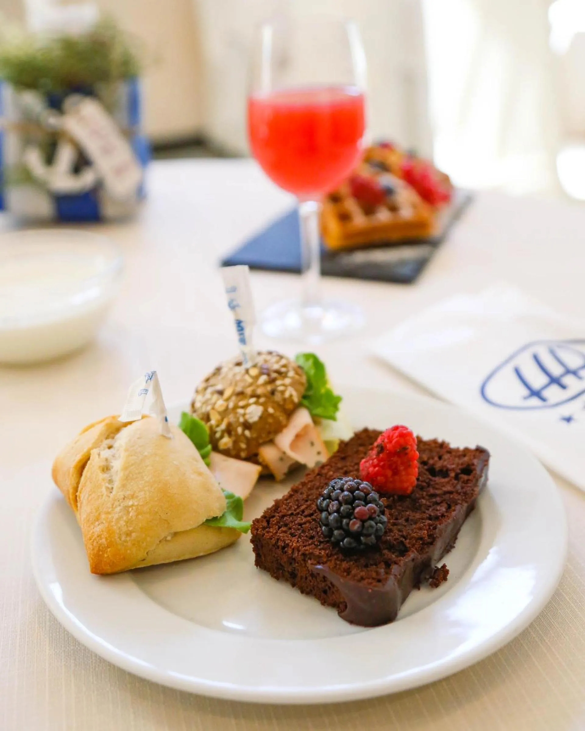 Breakfast in Hotel Polo