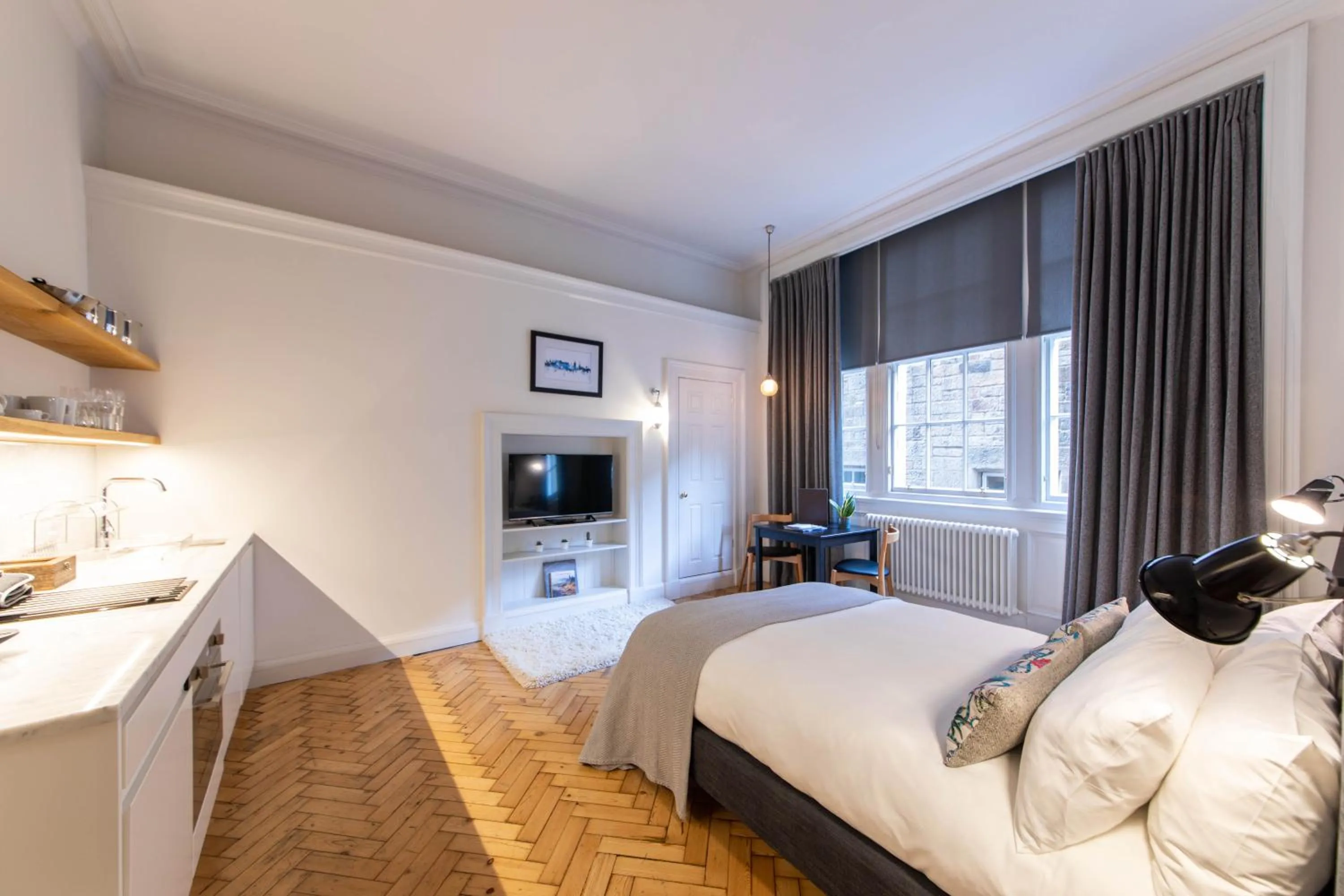 TV and multimedia, Bed in Linton Collection - 28 North Bridge