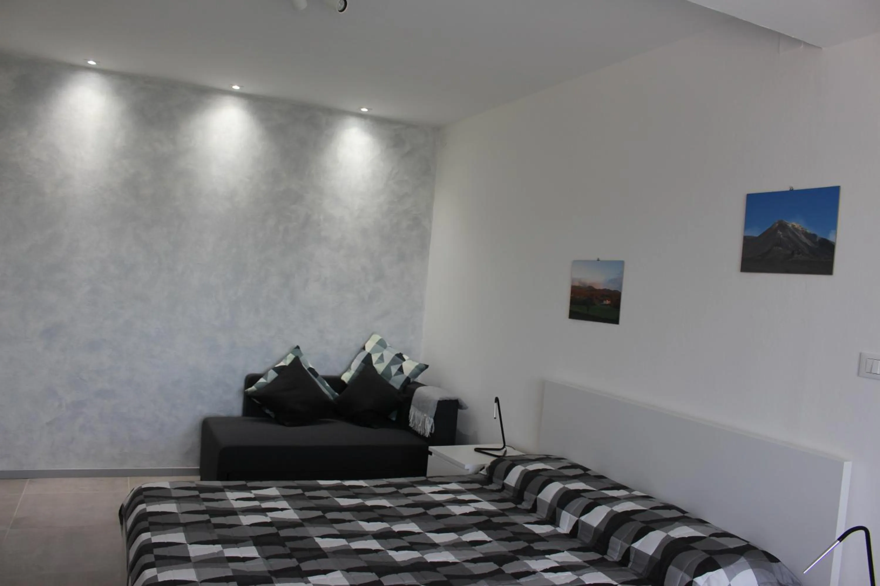 People, Bed in B&B Fili d'erba