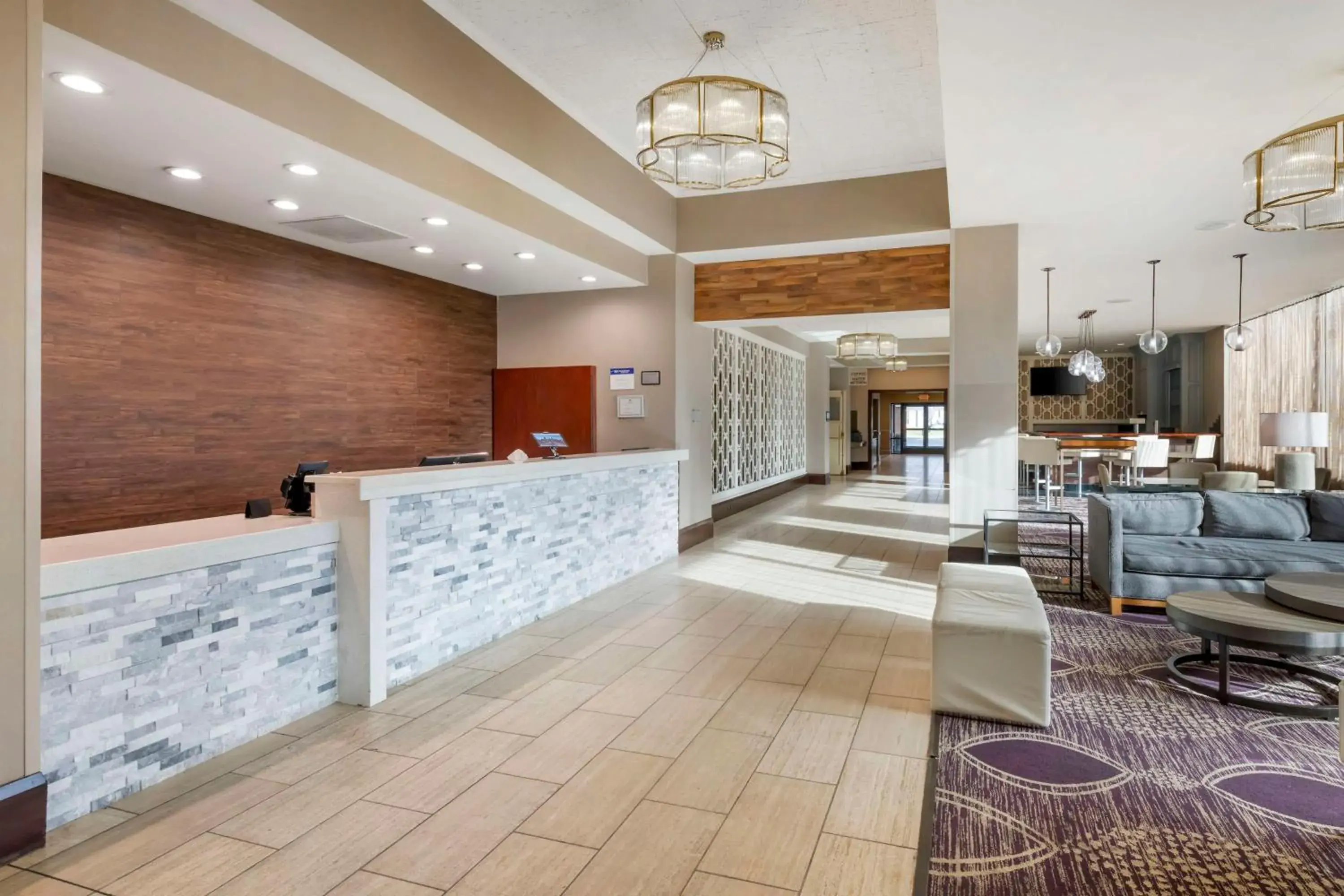 Lobby or reception in Best Western Brooklyn Center Hotel & Conference Center Lobby or reception in Best Western Brooklyn Center Hotel & Conference Center