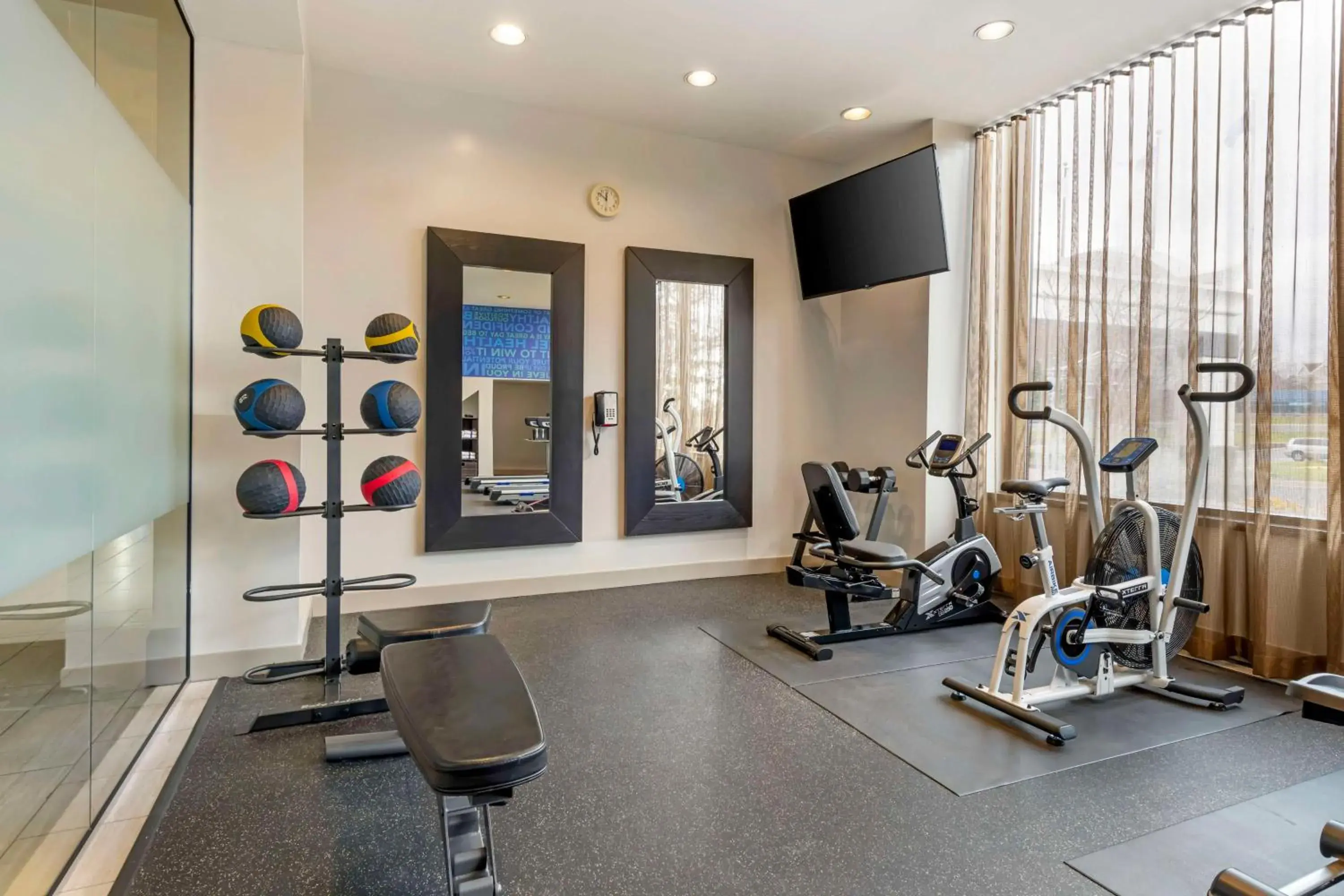 Fitness centre/facilities in Best Western Brooklyn Center Hotel & Conference Center Fitness centre/facilities in Best Western Brooklyn Center Hotel & Conference Center