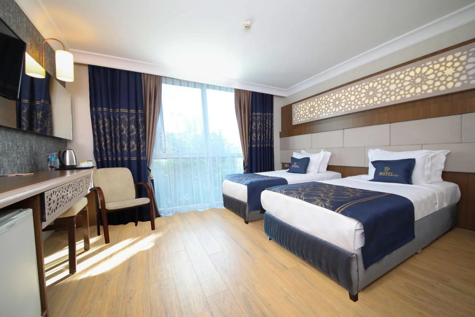 Bedroom, Bed in BM HOTEL City