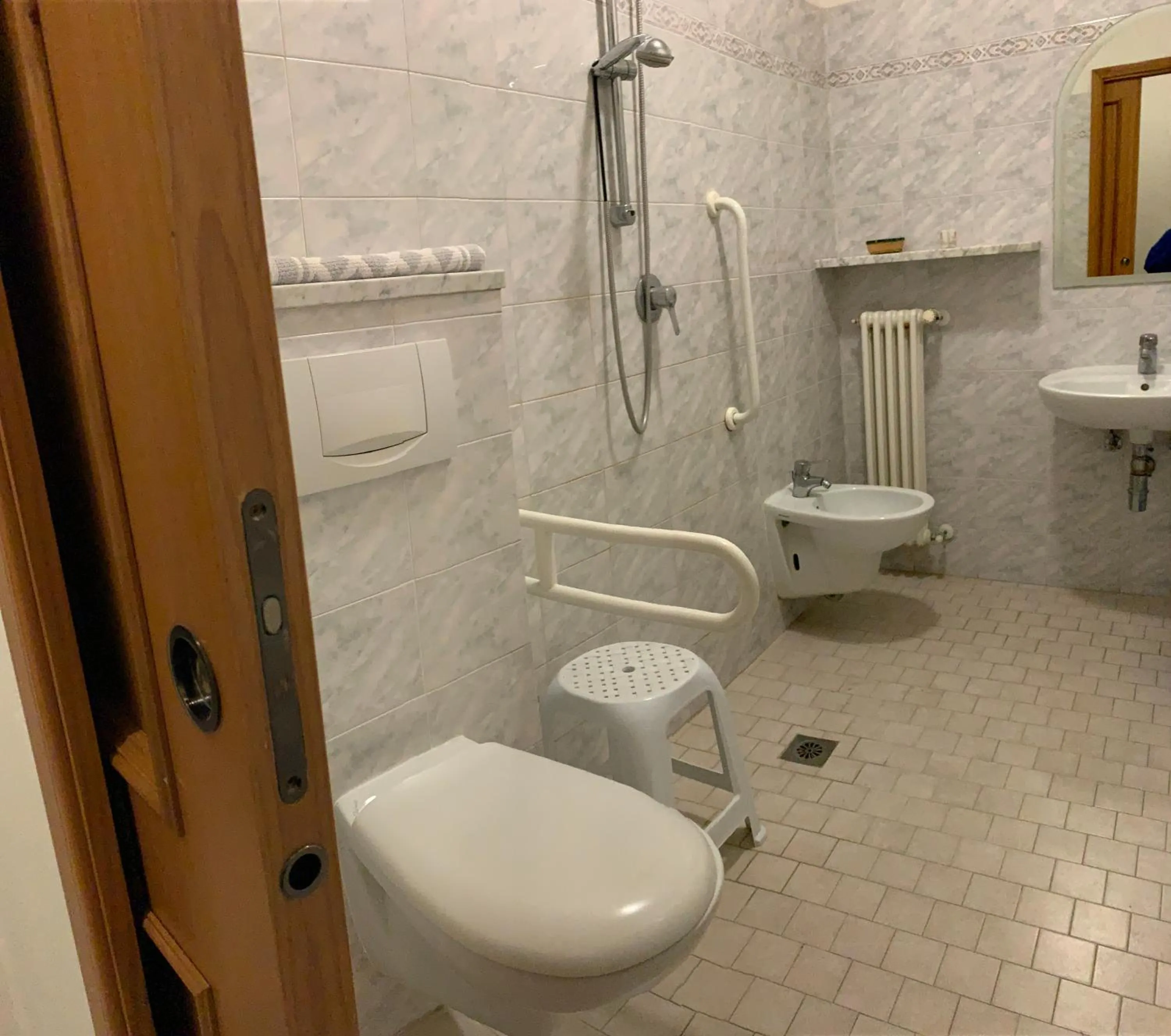 Bathroom in Hotel Marylise