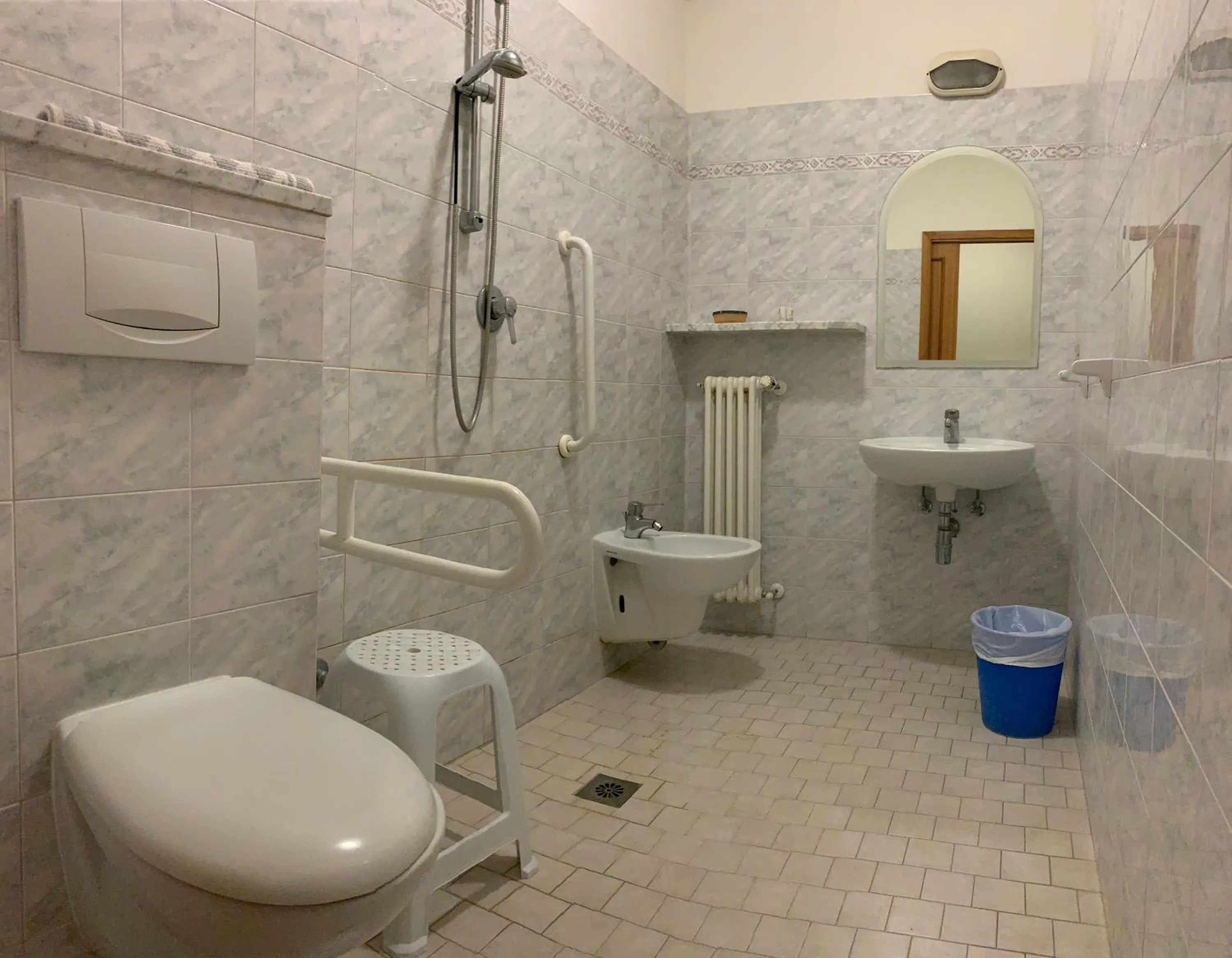 Bathroom in Hotel Marylise