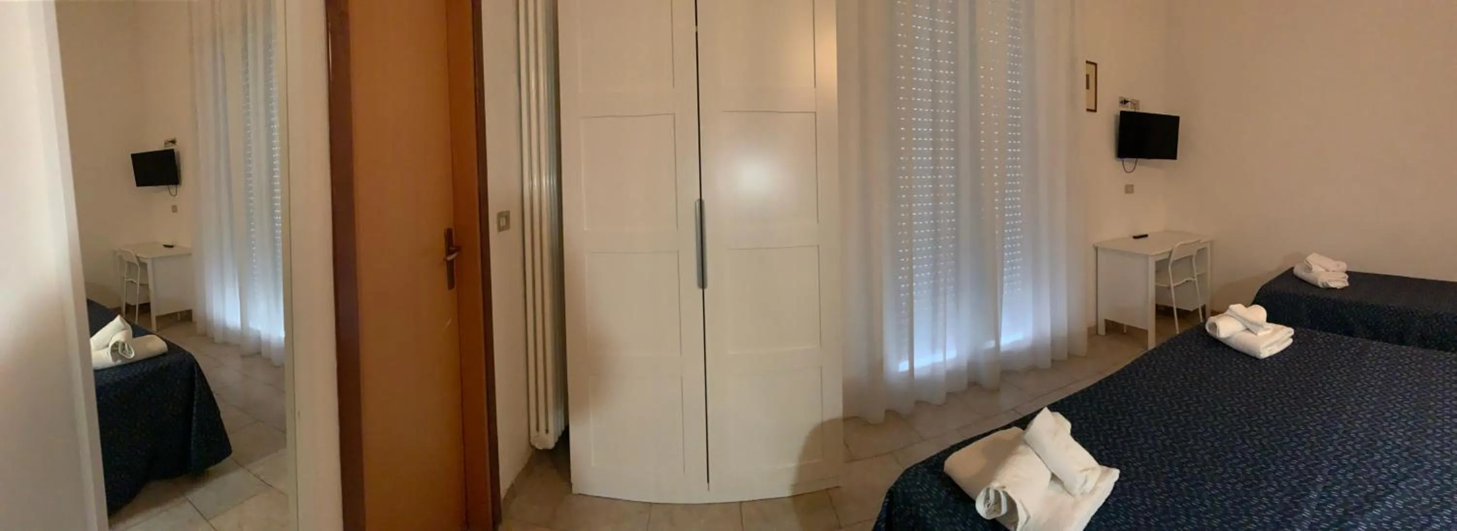 TV and multimedia, Bed in Hotel Marylise