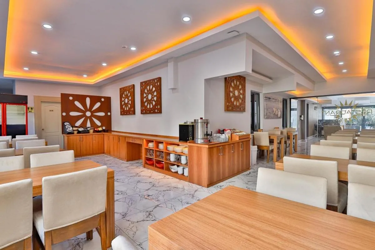Restaurant/places to eat in Side Güneş Otel