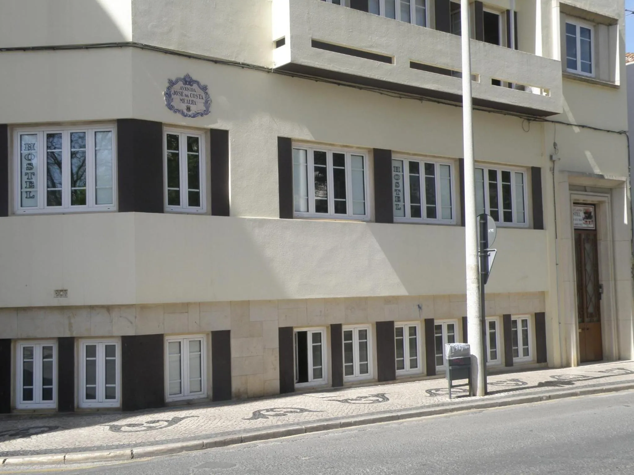 Facade/entrance in Loulé Coreto Hostel