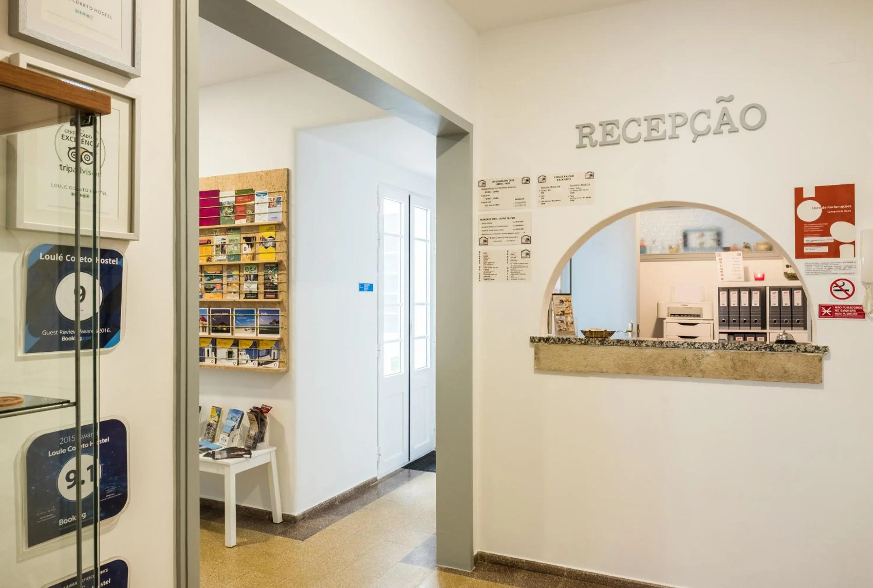 Lobby or reception in Loulé Coreto Hostel