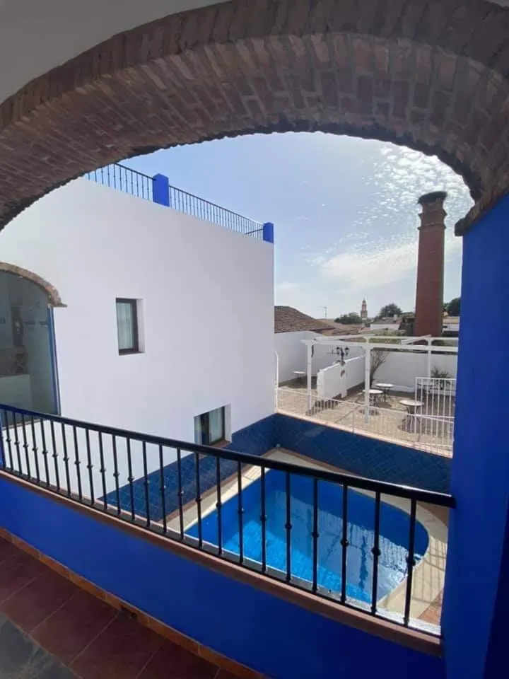 Swimming pool in Hotel Rural La Posada de las Cigüeñas