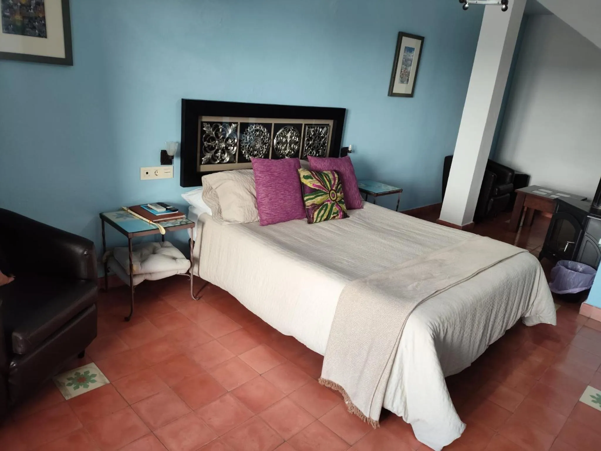 Bed in Hotel Rural La Posada de las Cigüeñas