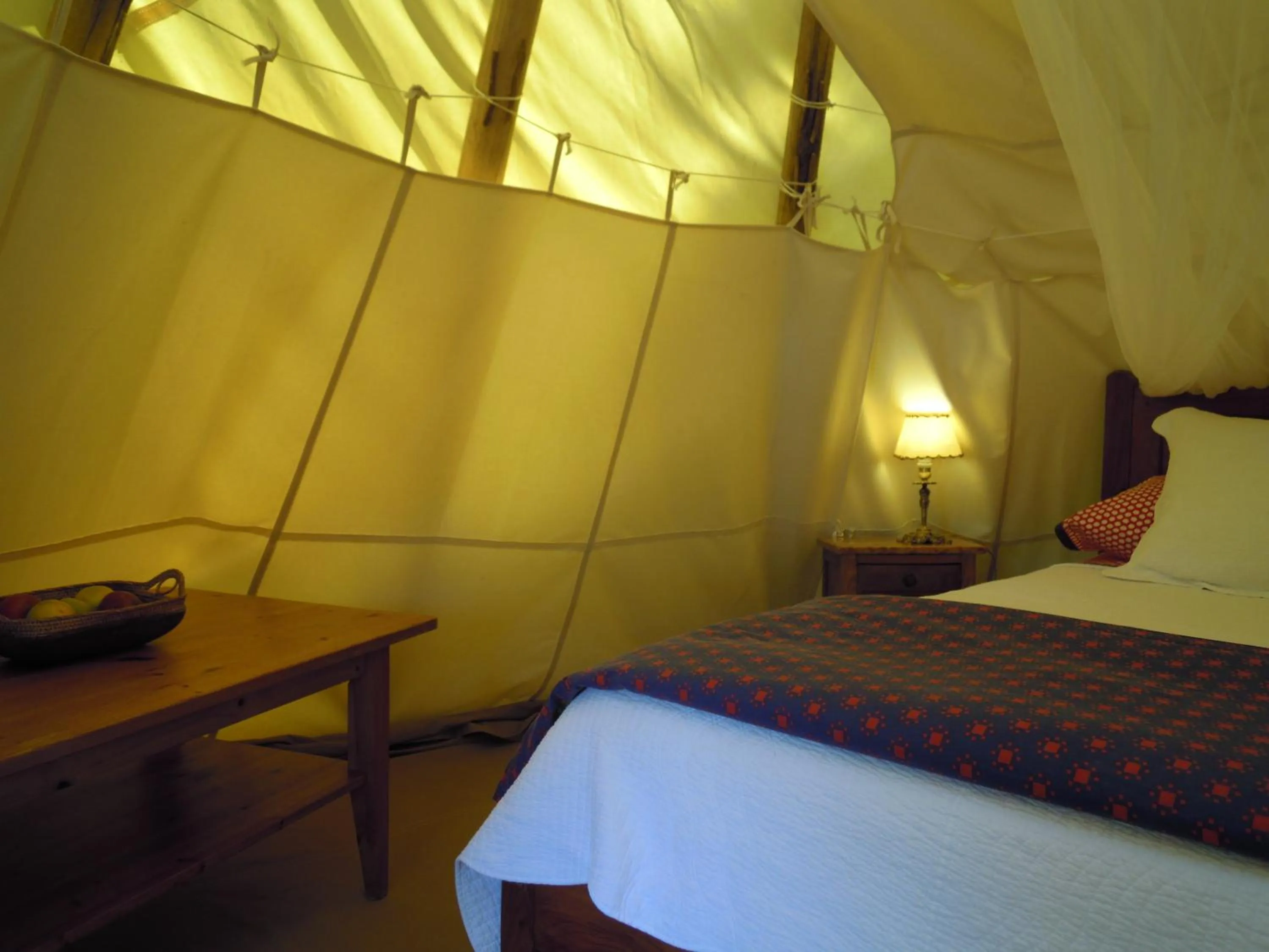 Bedroom, Bed in La Atrevida