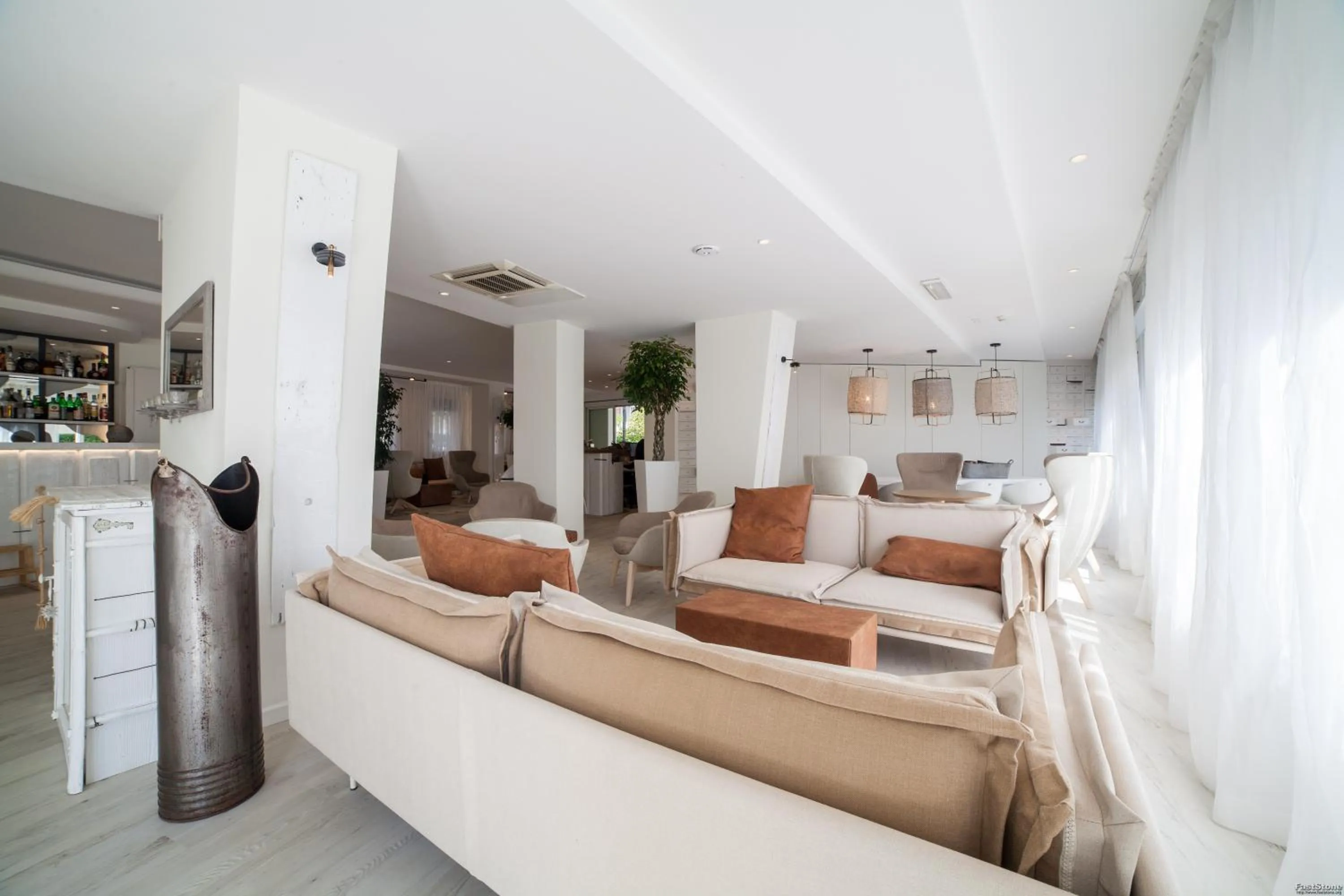 Communal lounge/ TV room in Hotel Solemare