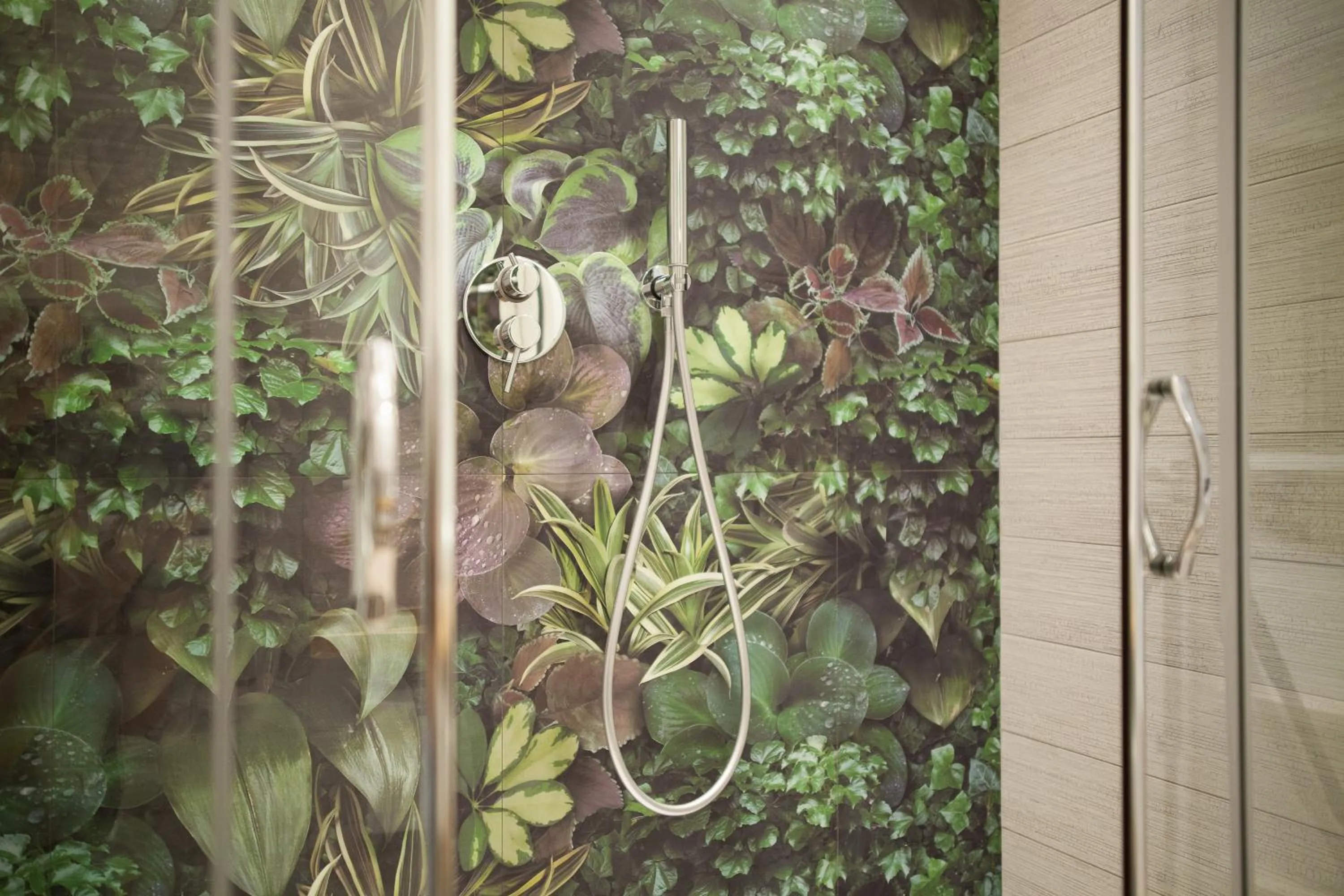 Shower in Hotel Solemare