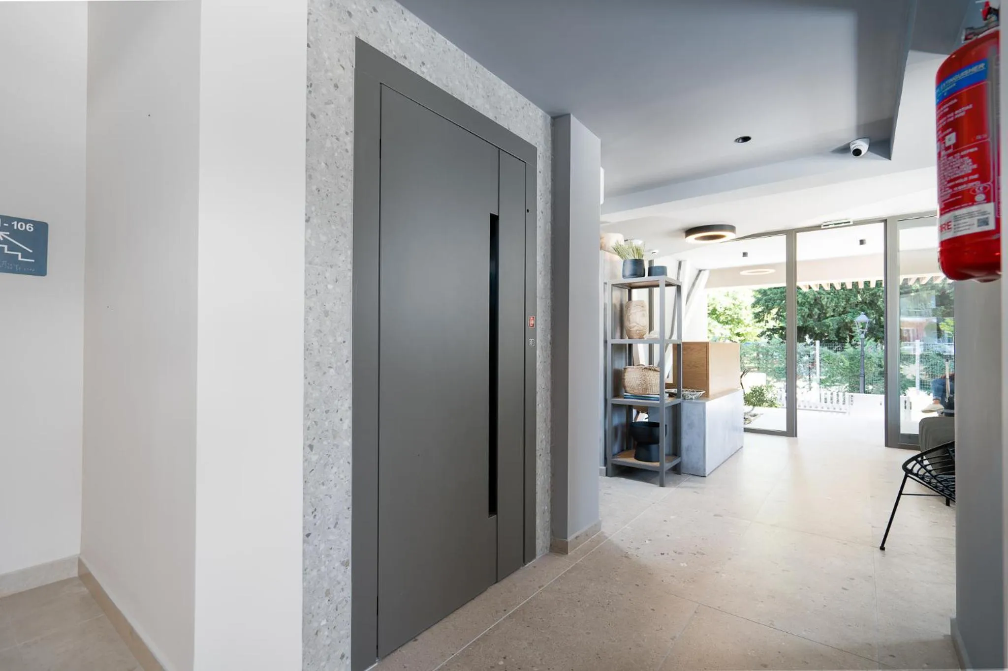 Lobby or reception in Funtuki Seaside Apartments