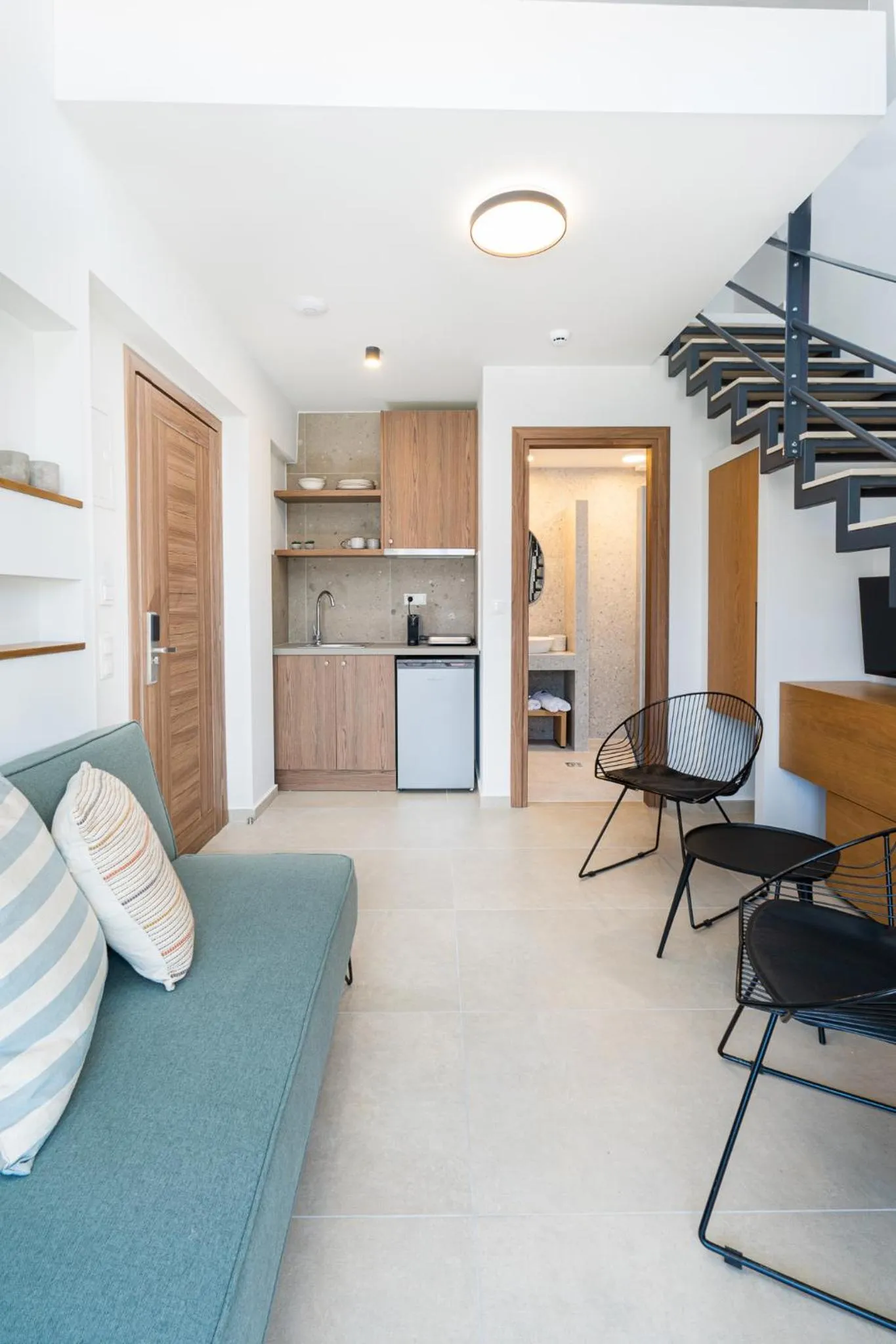 Kitchen or kitchenette in Funtuki Seaside Apartments