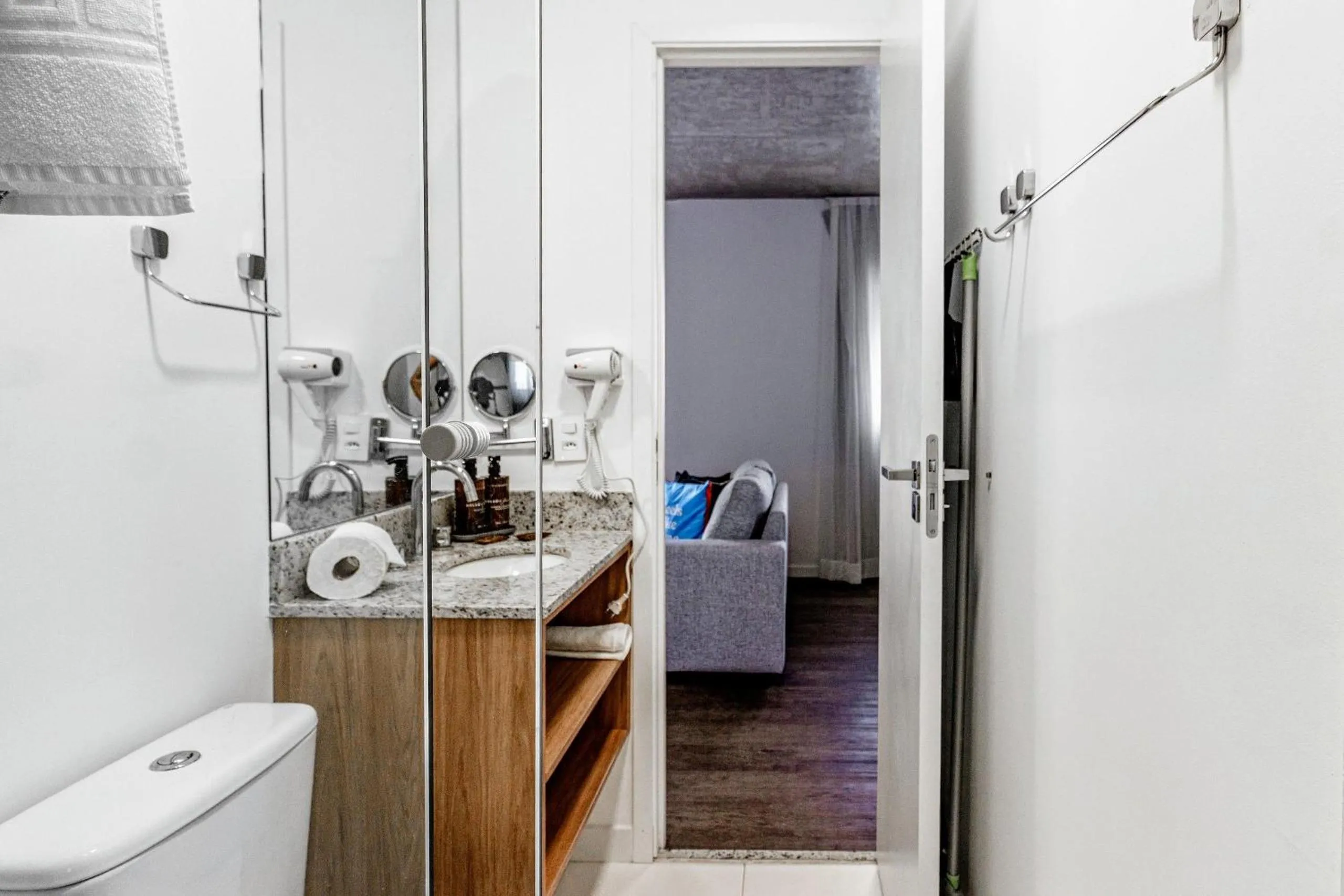 Bathroom in Xtay BK30 Santana - Apartamentos decorados próximos ao metrô