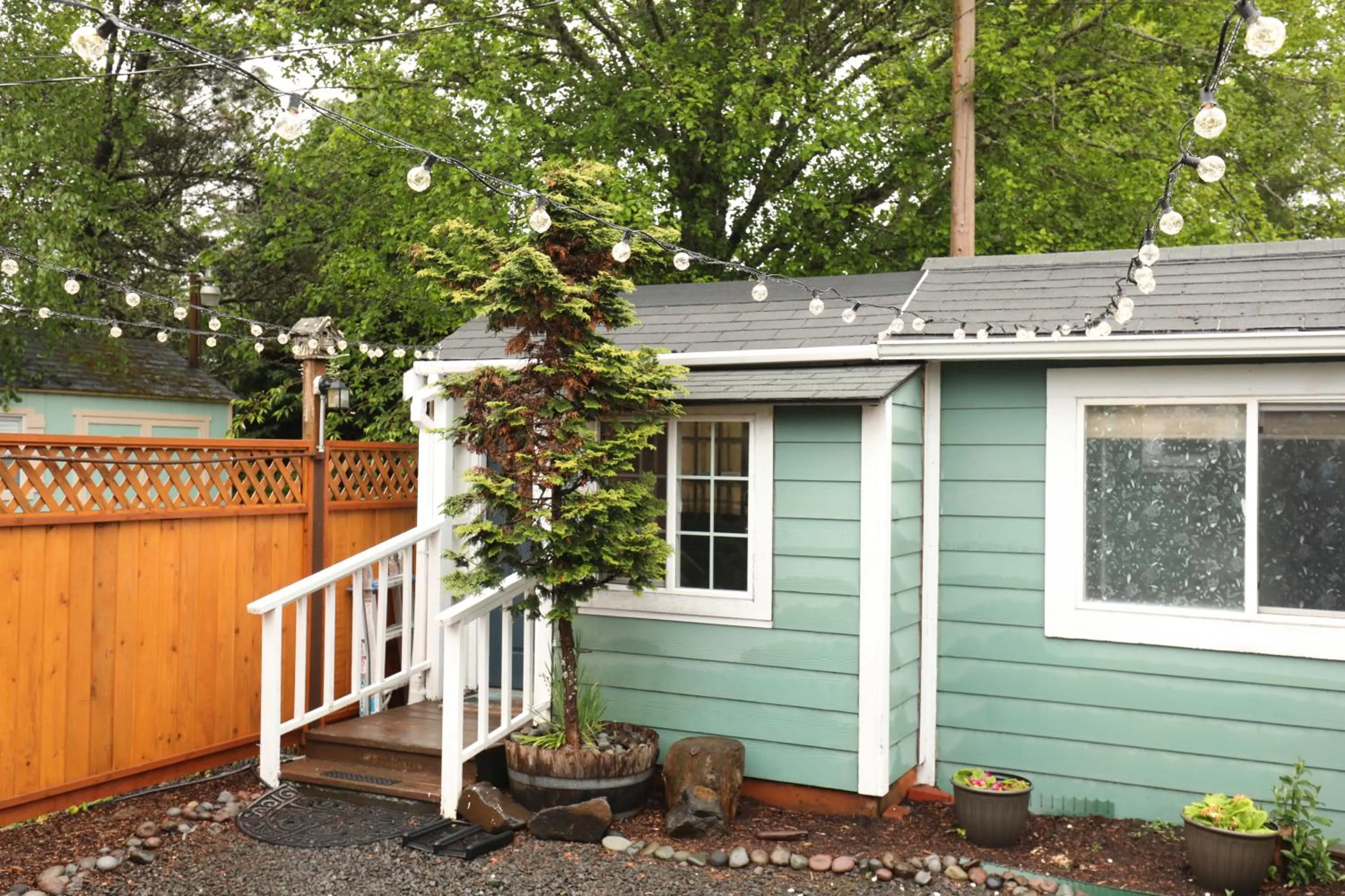 Patio in Enchanted Cottages by the Sea