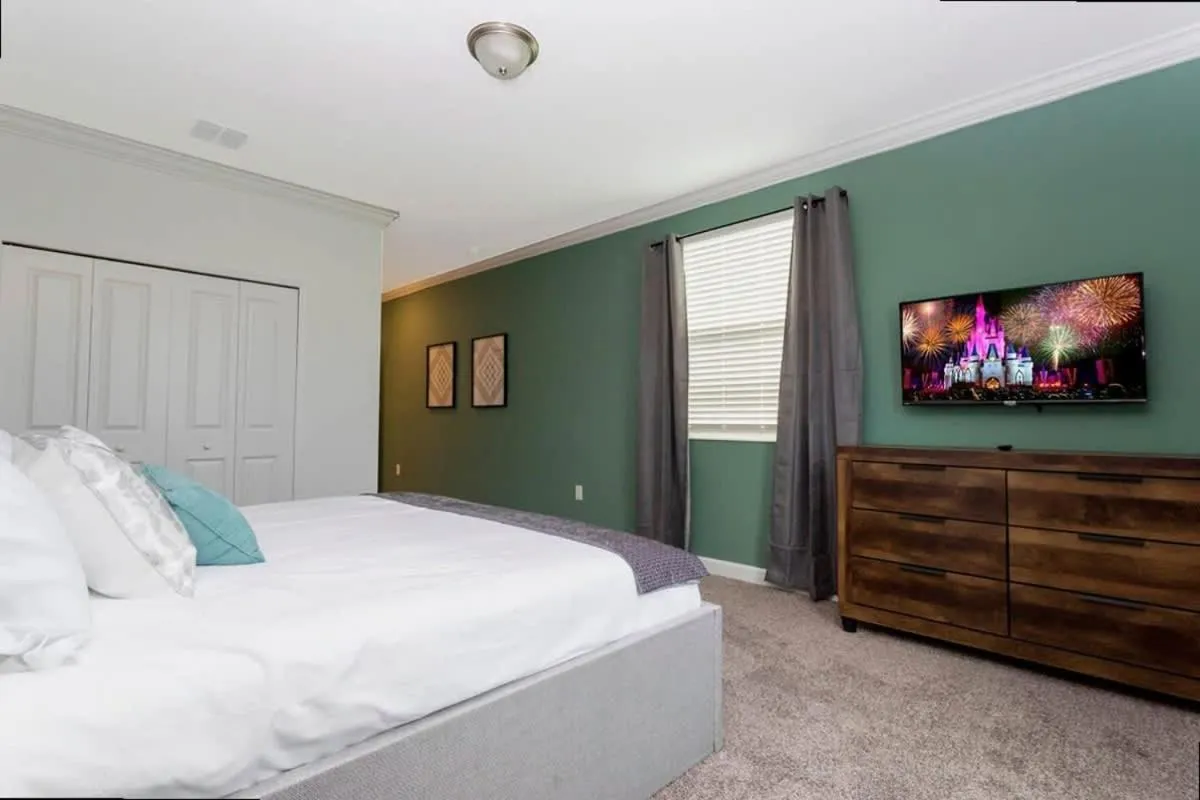 Bed in Stunning Family Friendly 5 Bd w/ Pool Close to Disney @ Storey Lake 4242