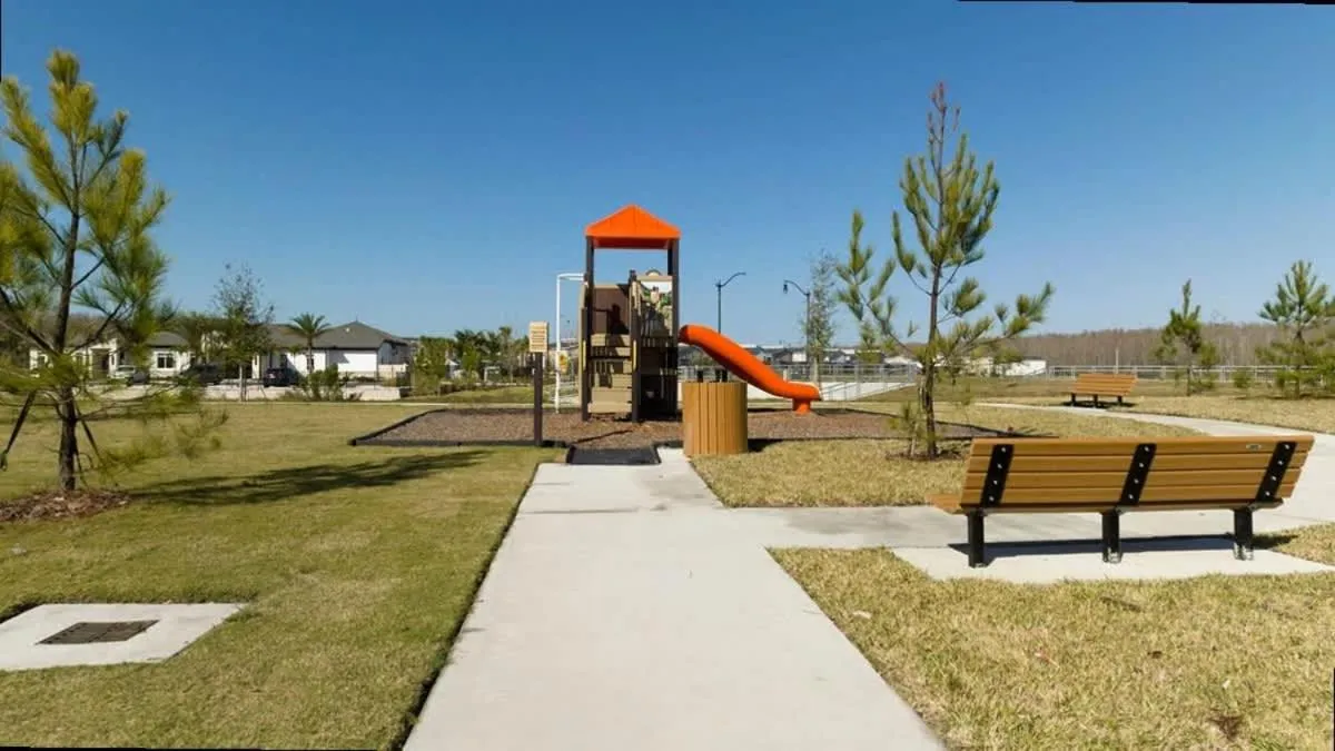 Stunning Family Friendly 5 Bd w/ Pool Close to Disney @ Storey Lake 4242