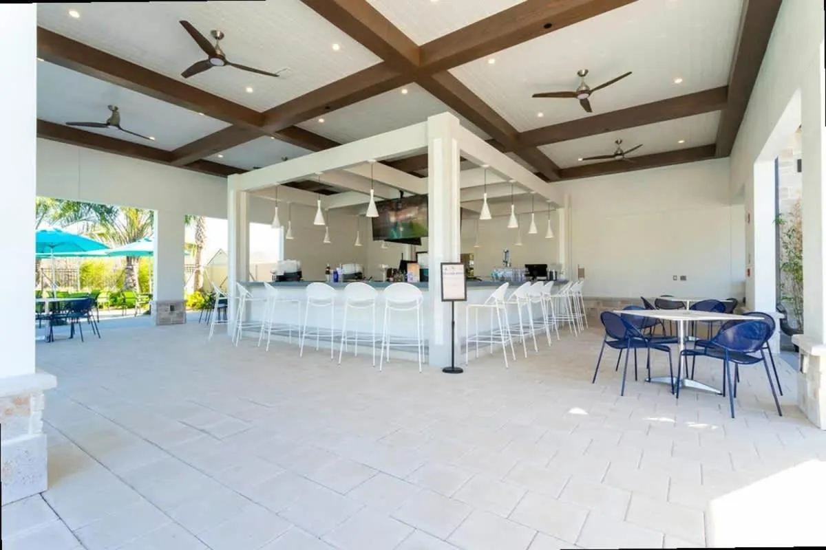 Stunning Family Friendly 5 Bd w/ Pool Close to Disney @ Storey Lake 4242