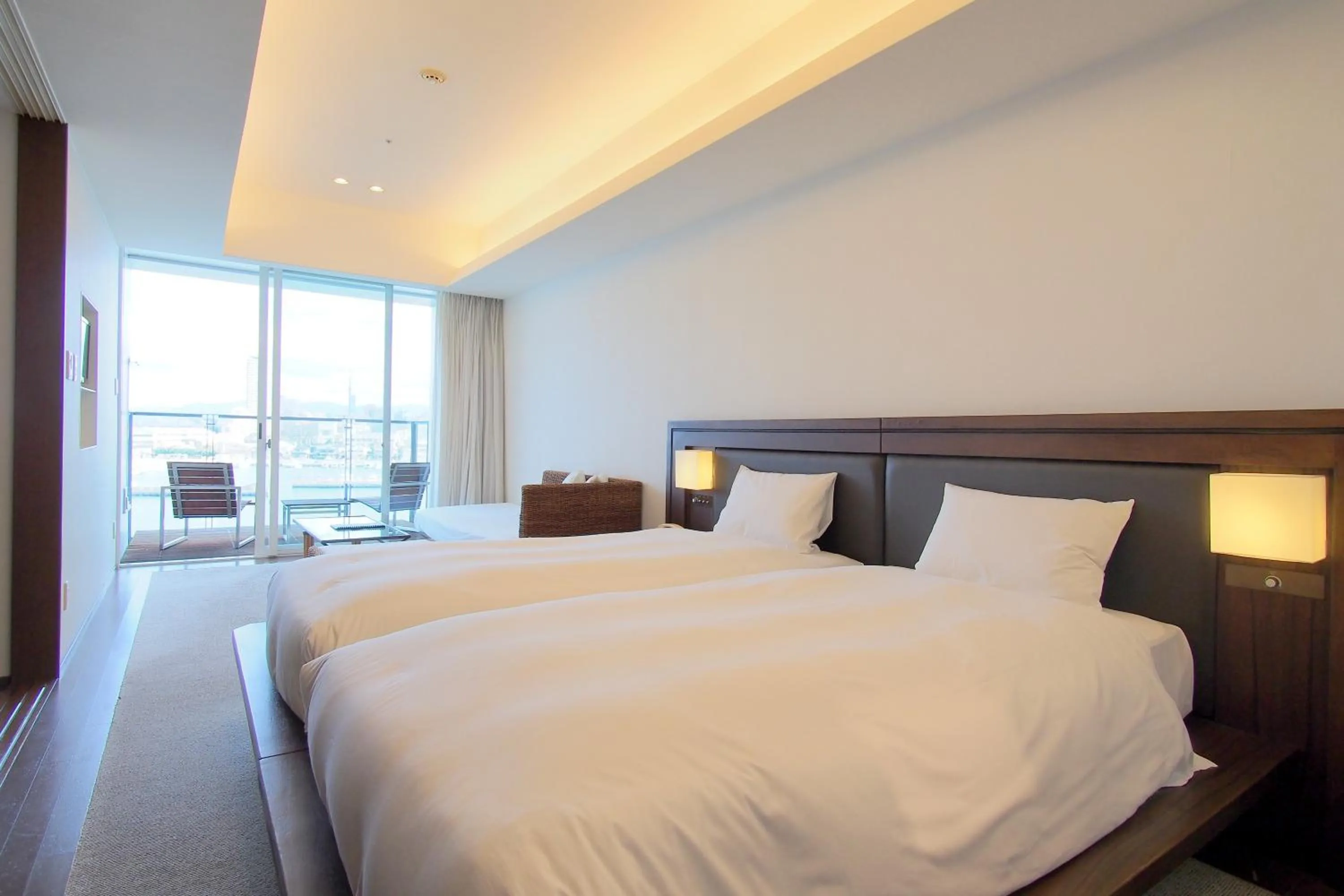 Bed in Hotel Marinoa Resort Fukuoka