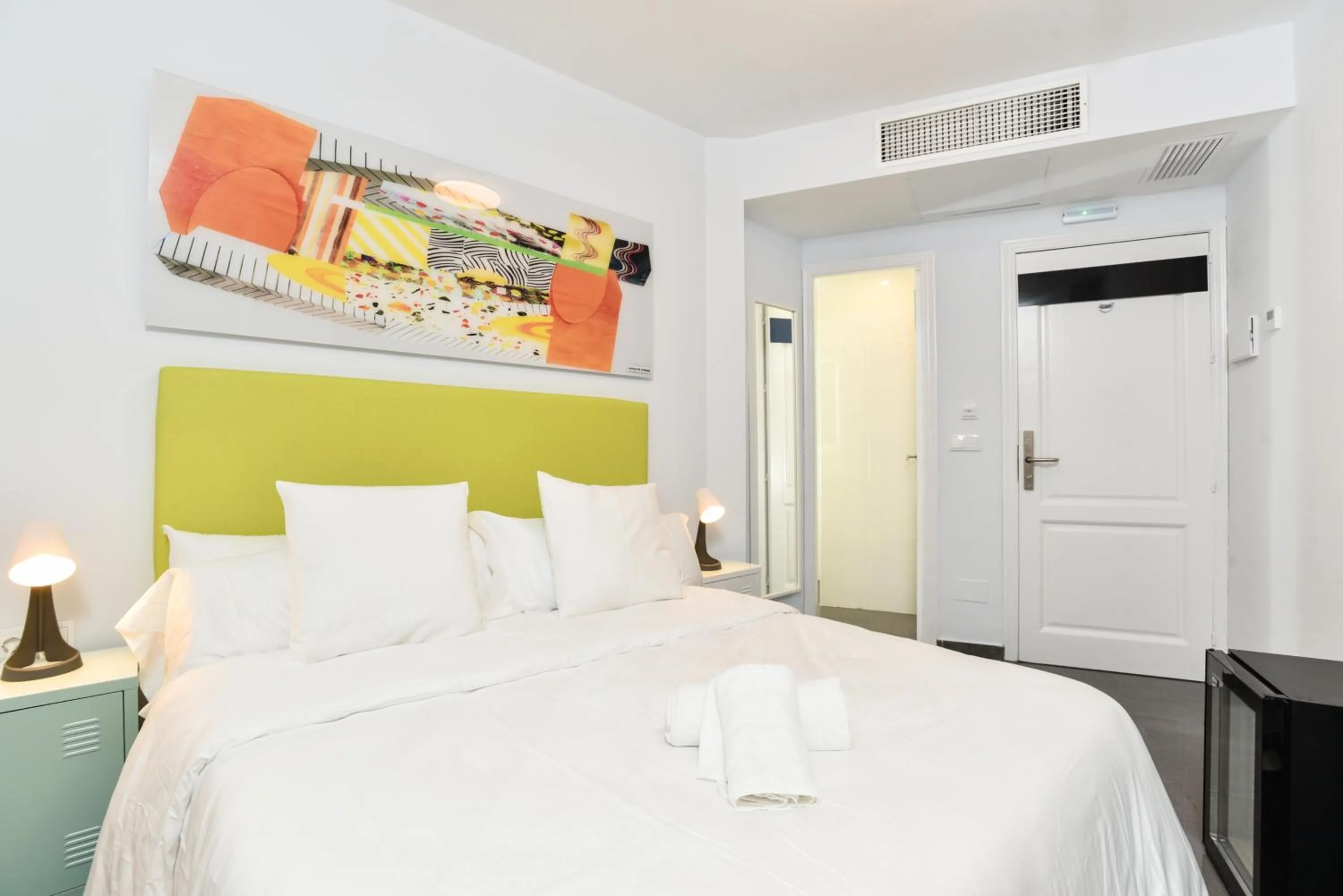 Small Double Room in Hotel Kuve Marbella
