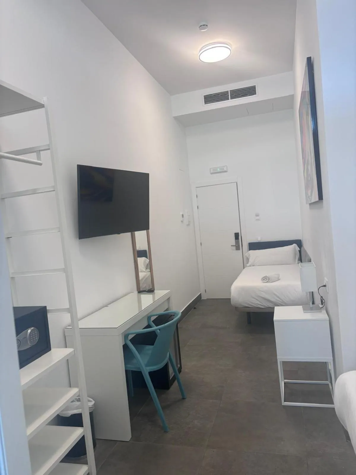 Photo of the whole room, Bed in Hotel Kuve Marbella