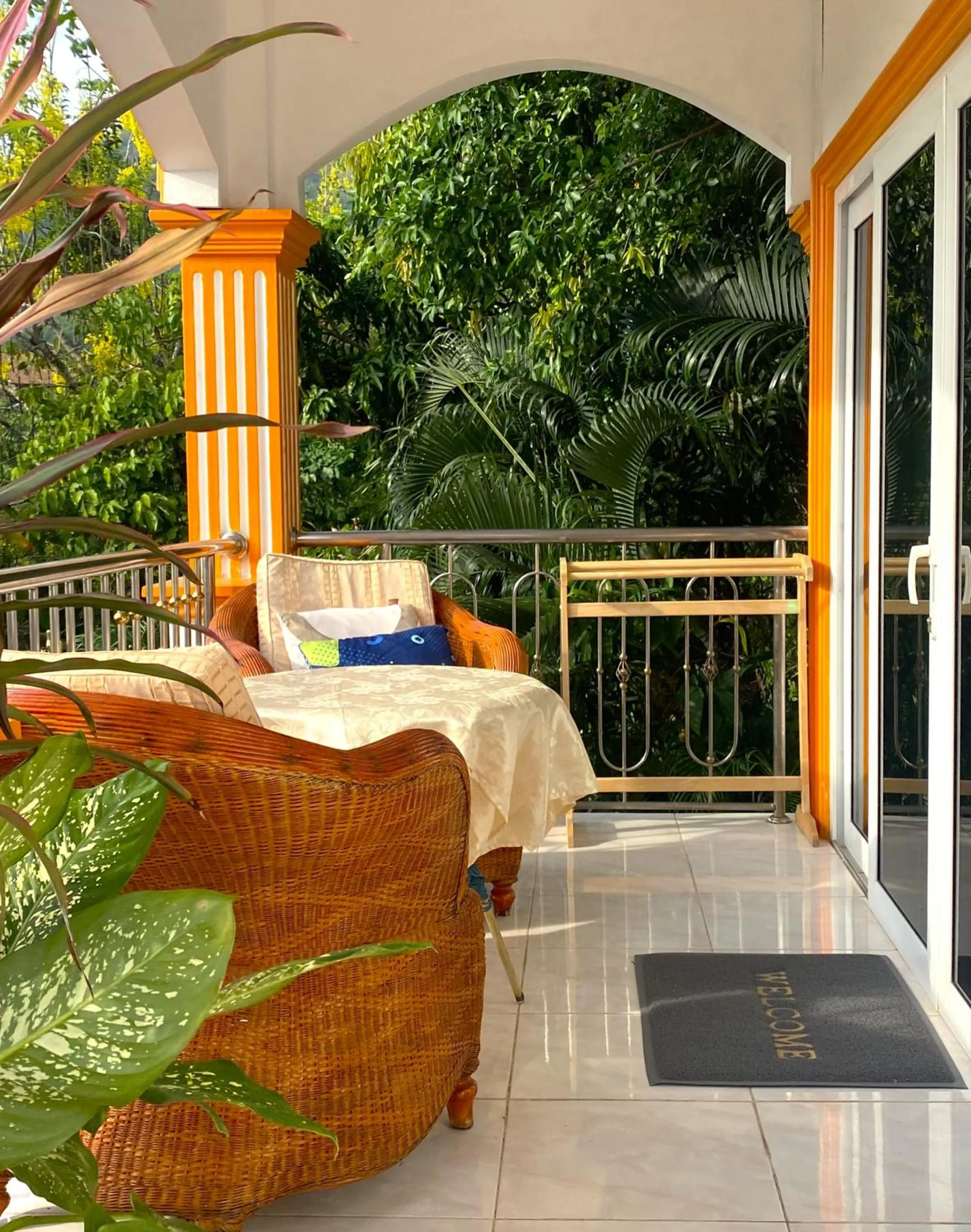 Balcony/Terrace in OASIS VILLA Karon Beach