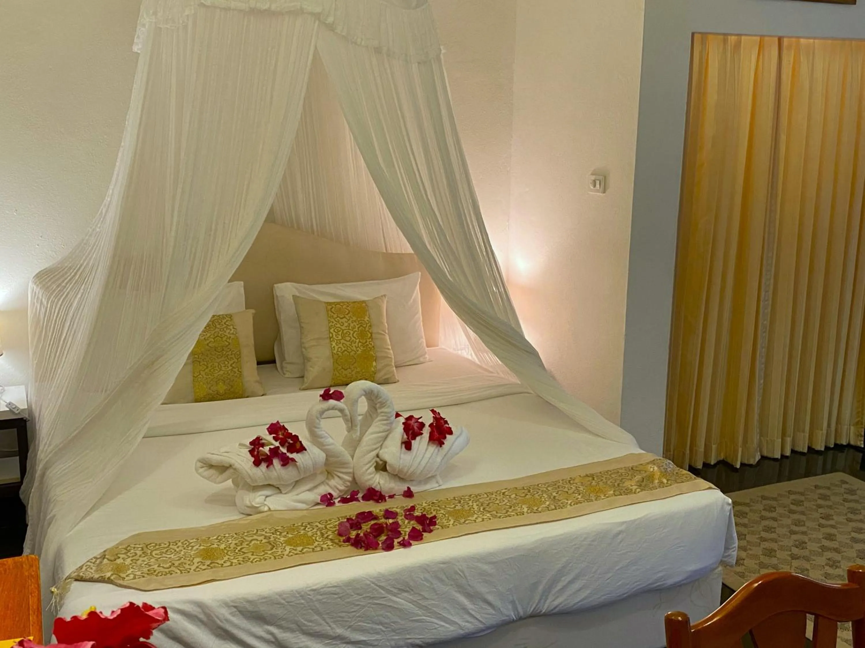 Bed in OASIS VILLA Karon Beach