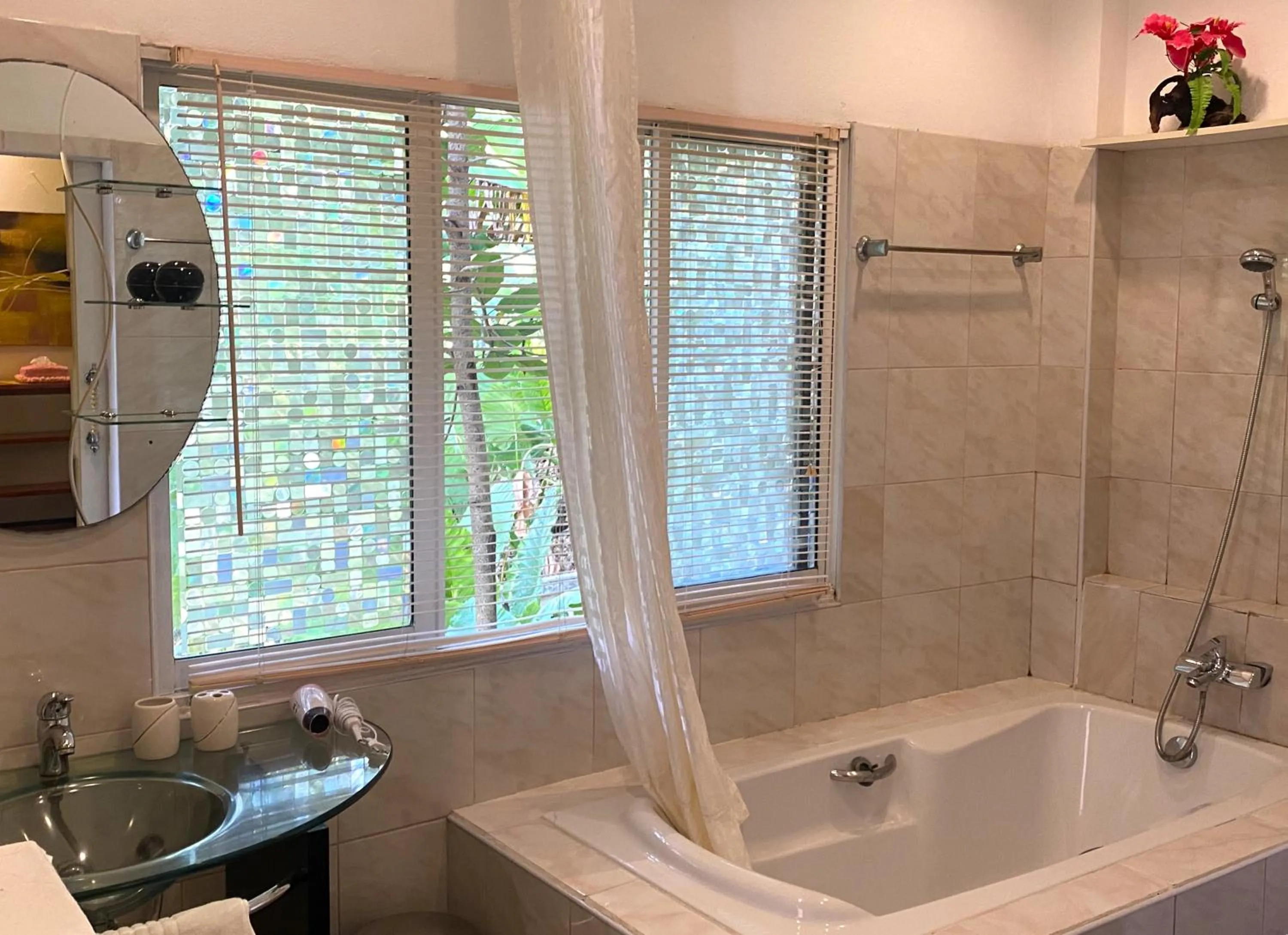 Bathroom in OASIS VILLA Karon Beach