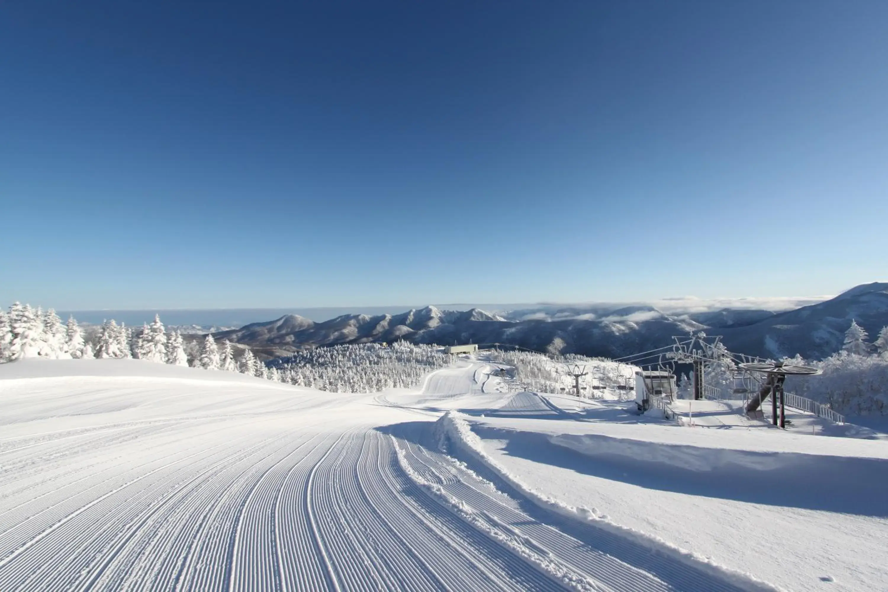 Skiing, Winter in Hotel Japan Shiga