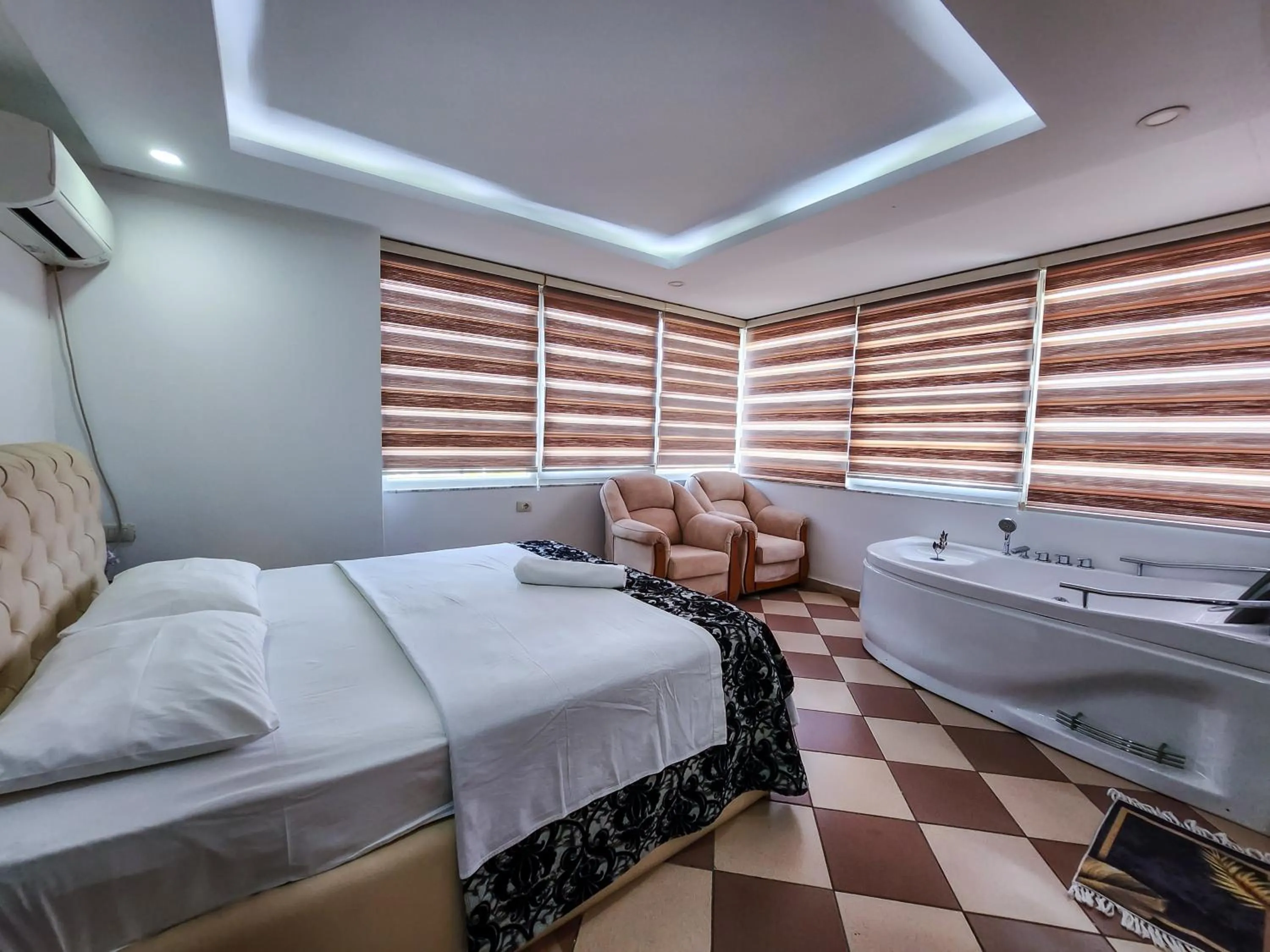 Bed in Hotel Fantazia