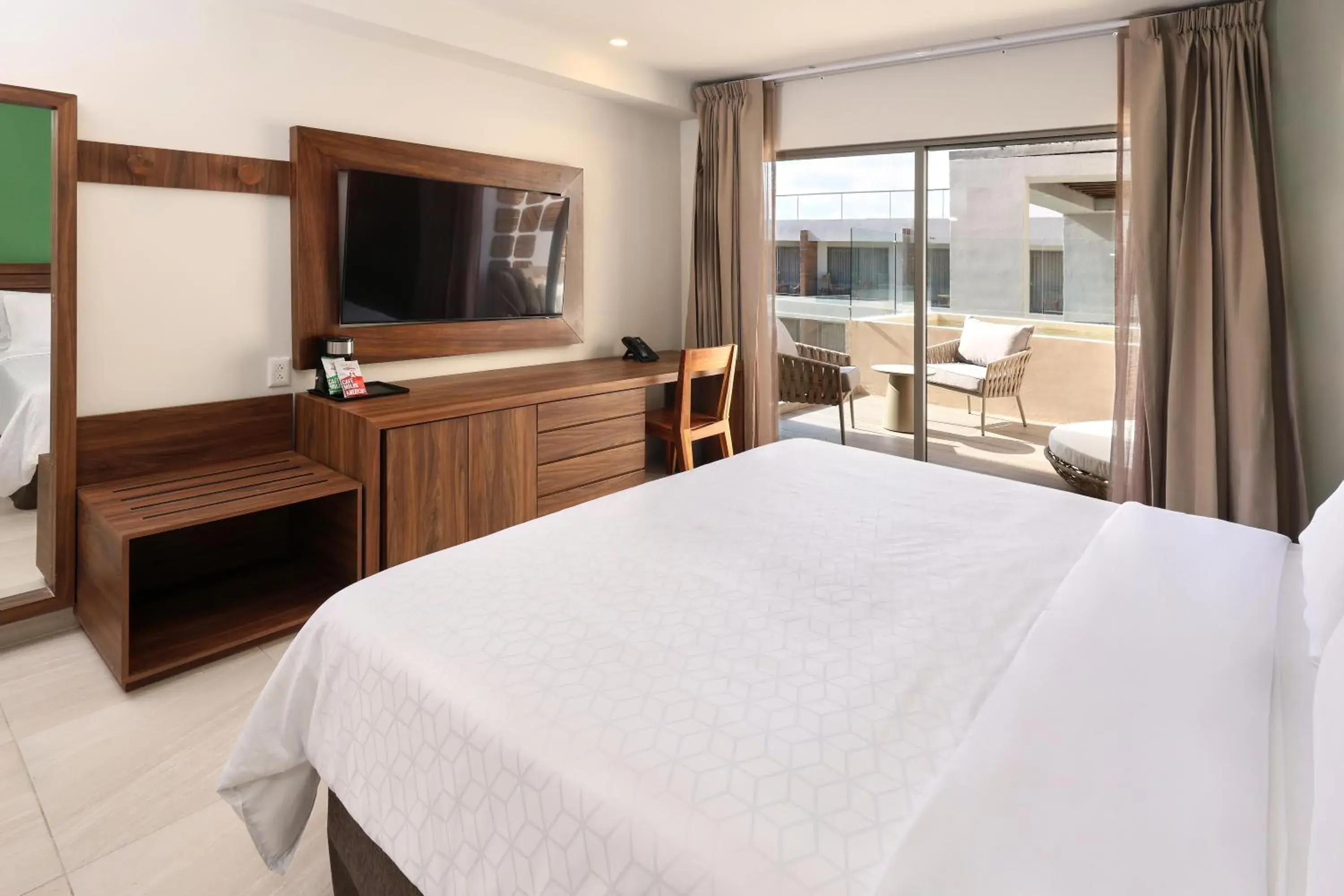 Bed in Holiday Inn Tulum by IHG Bed in Holiday Inn Tulum by IHG