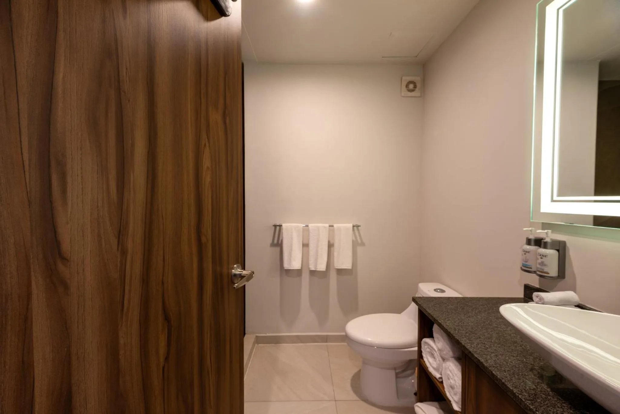 Photo of the whole room in Selina Tulum Downtown