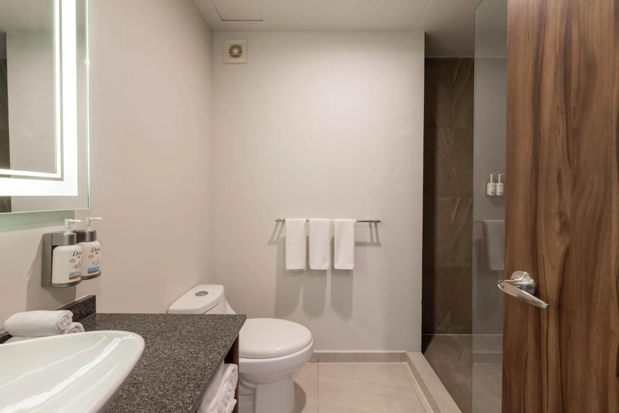 Photo of the whole room in Selina Tulum Downtown