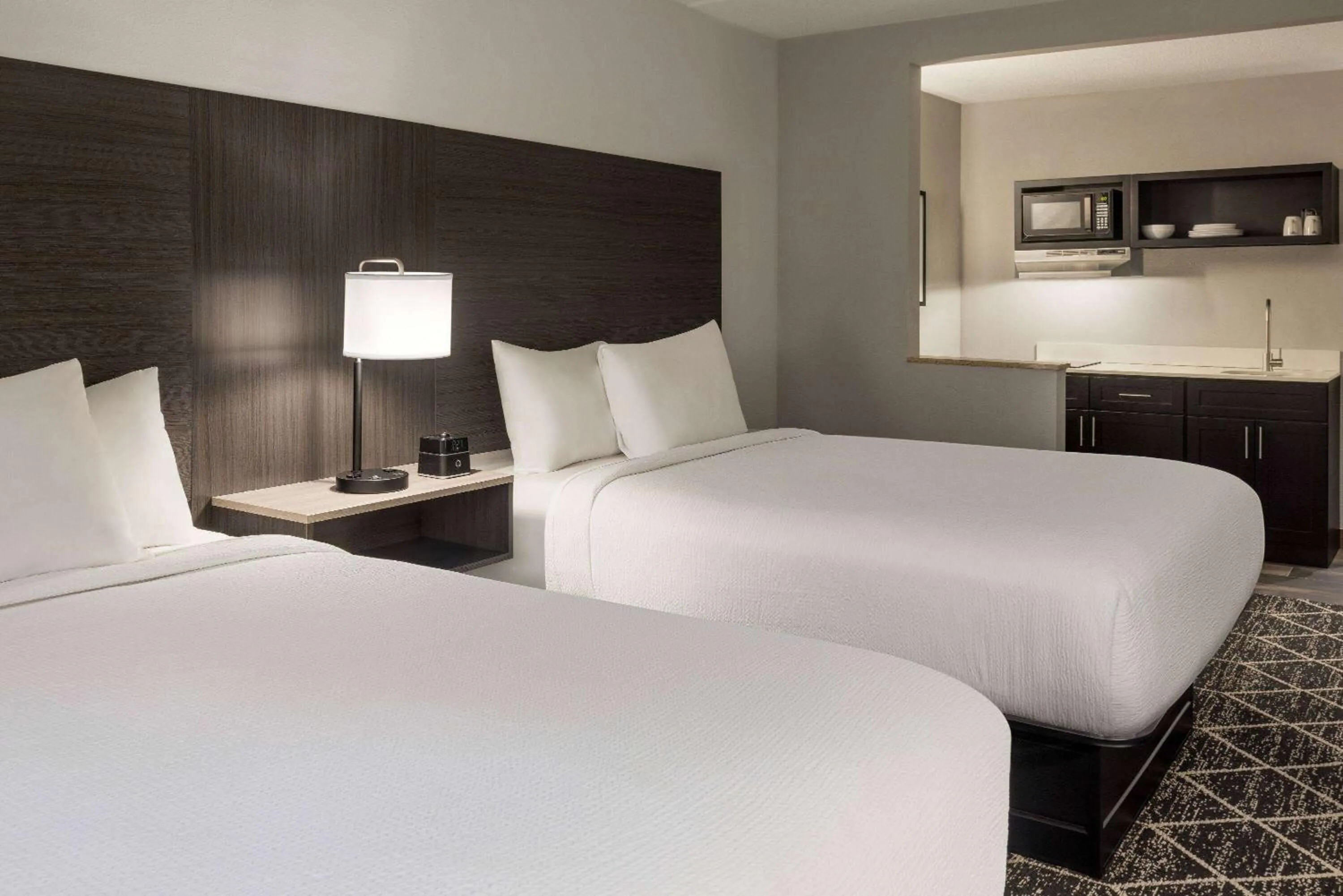 Photo of the whole room, Bed in La Quinta Inn & Suites by Wyndham Lake George